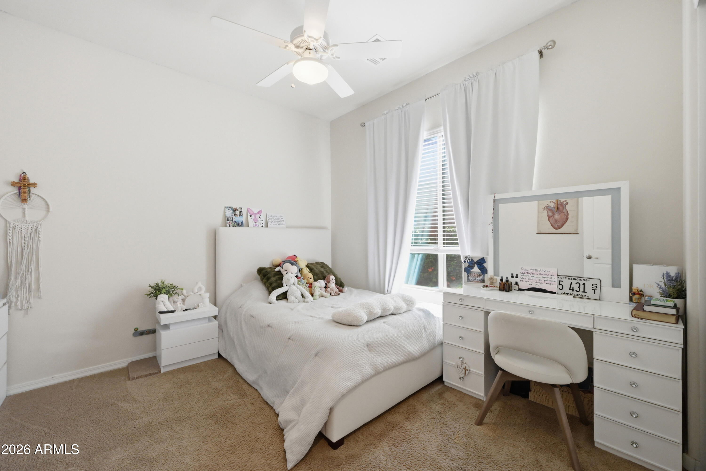 5641 E DESERT FOREST Trail