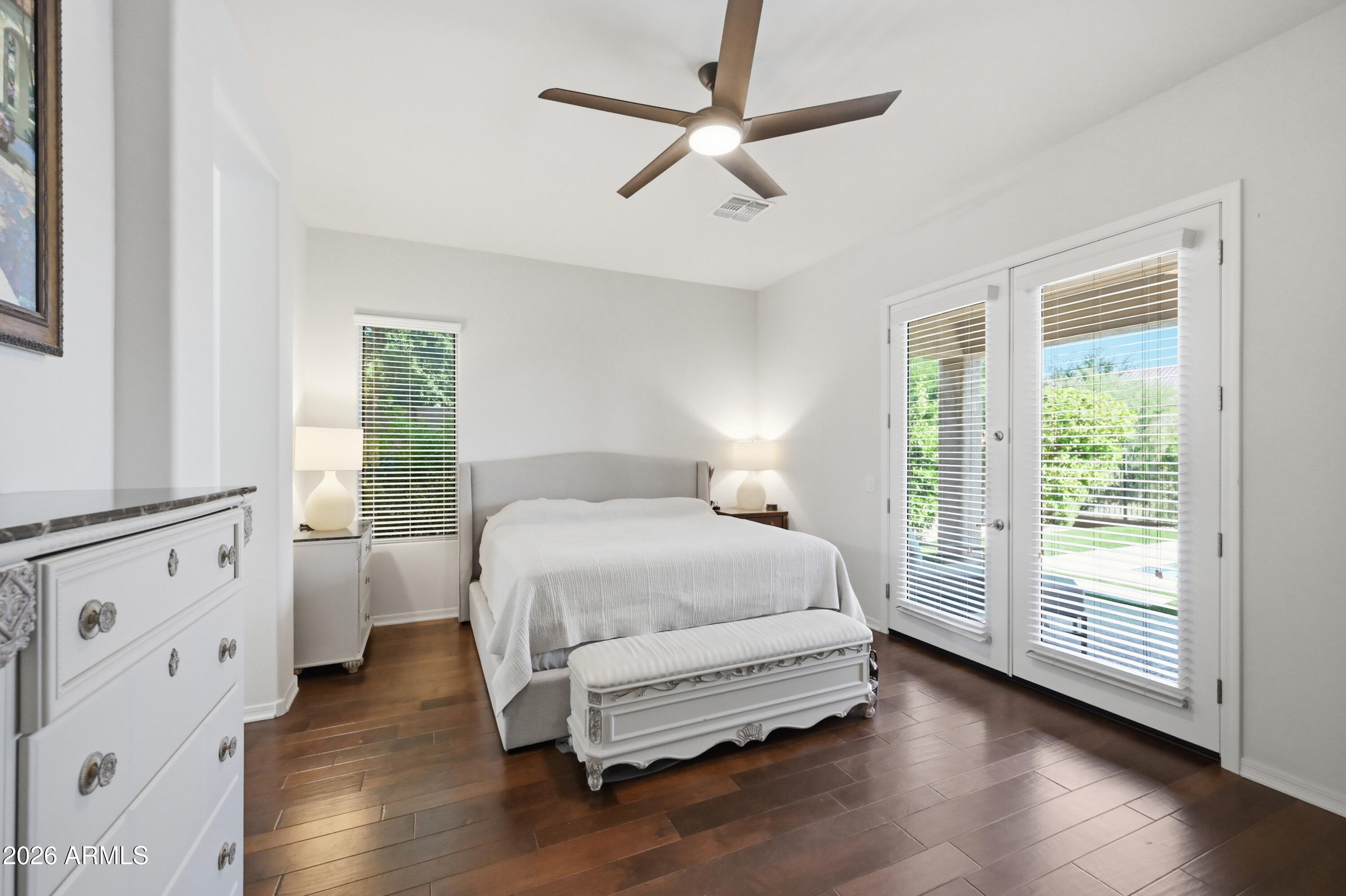 5641 E DESERT FOREST Trail