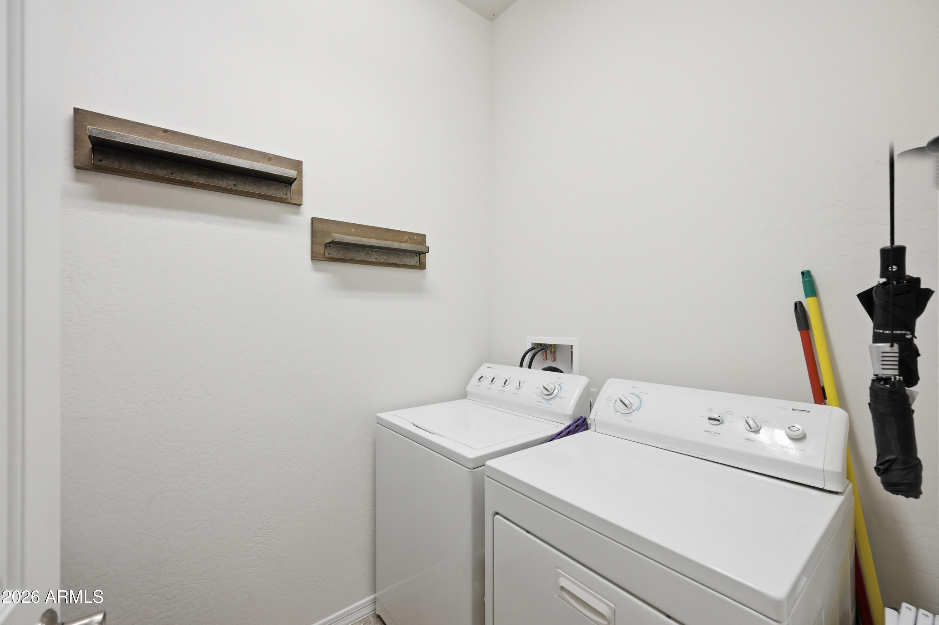 5641 E DESERT FOREST Trail