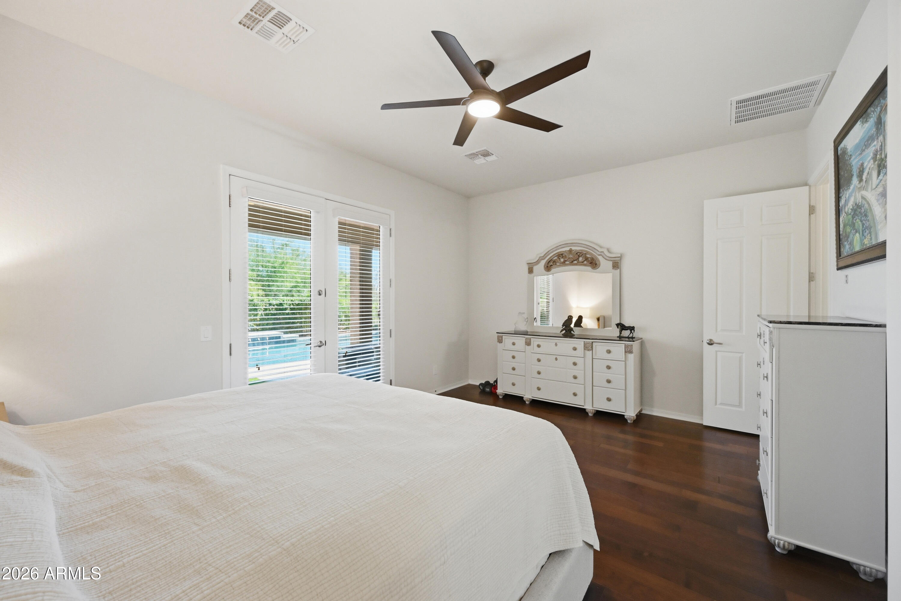 5641 E DESERT FOREST Trail