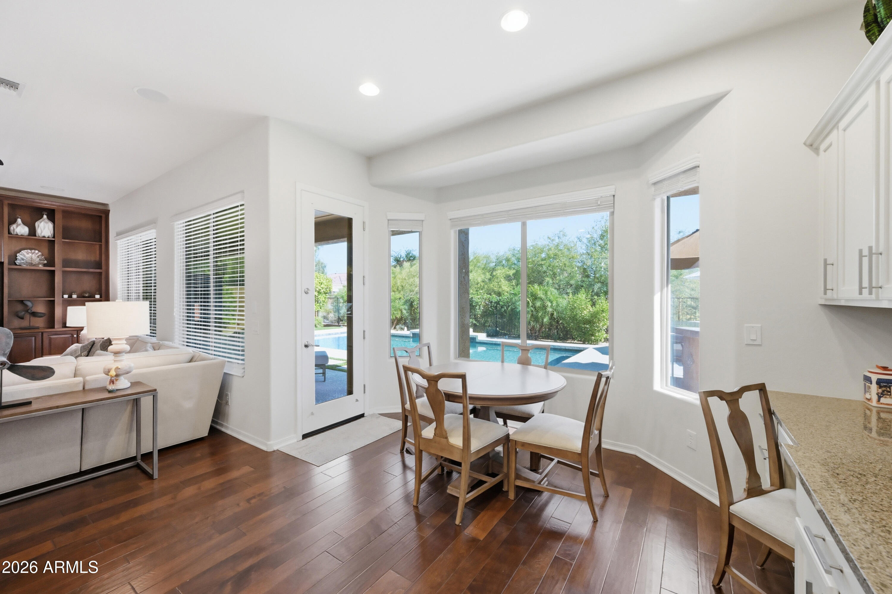 5641 E DESERT FOREST Trail