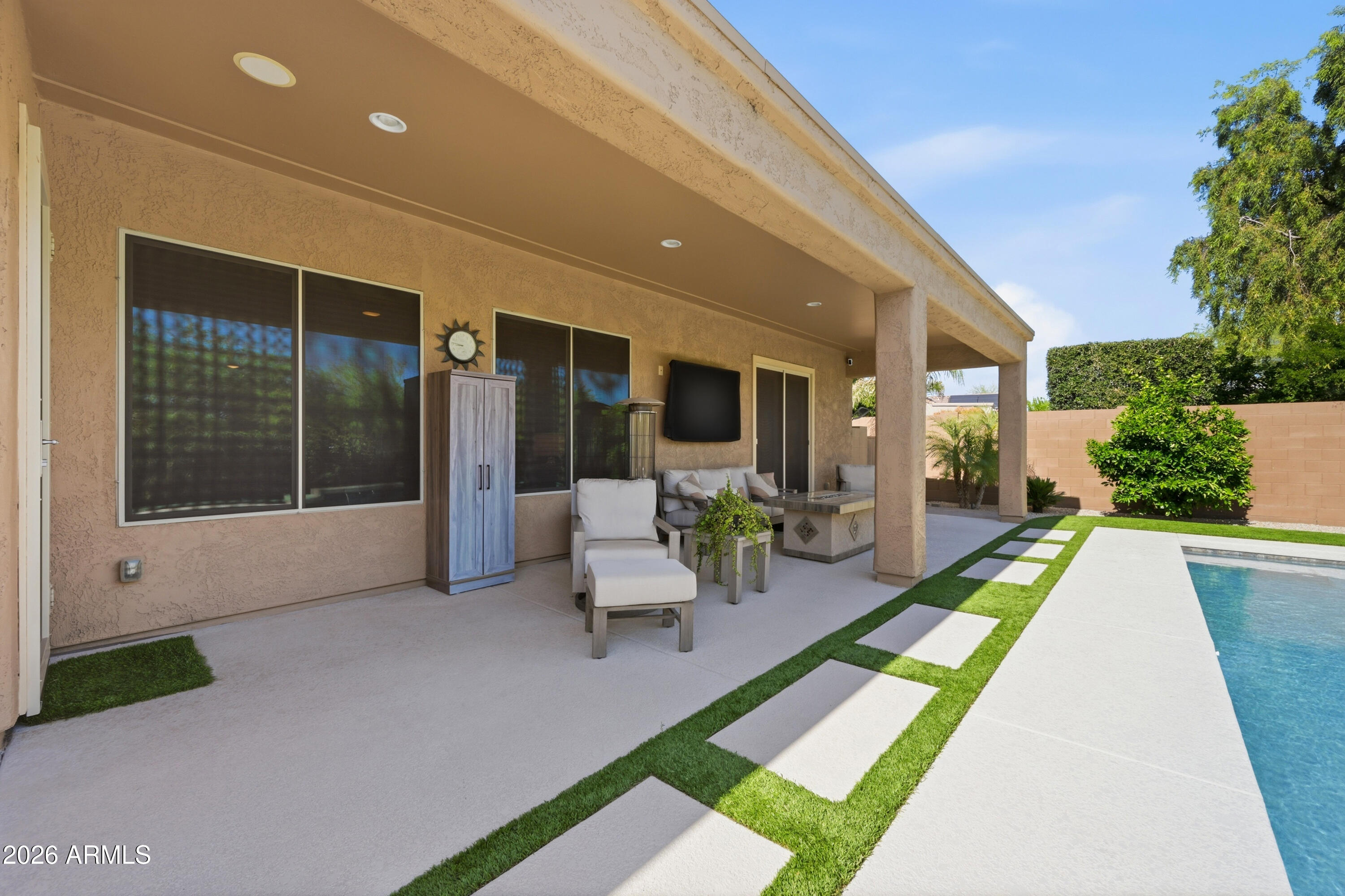 5641 E DESERT FOREST Trail