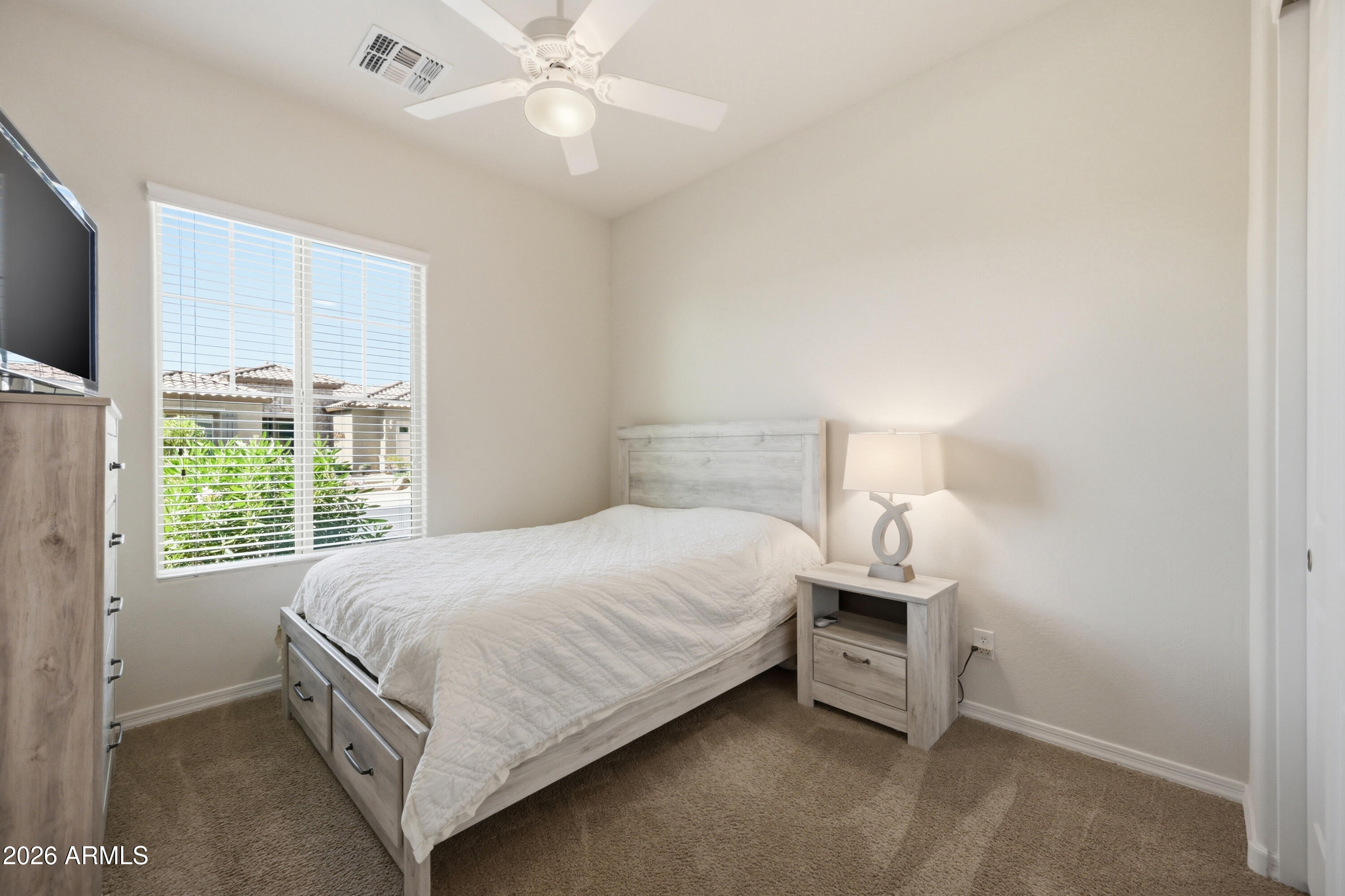5641 E DESERT FOREST Trail