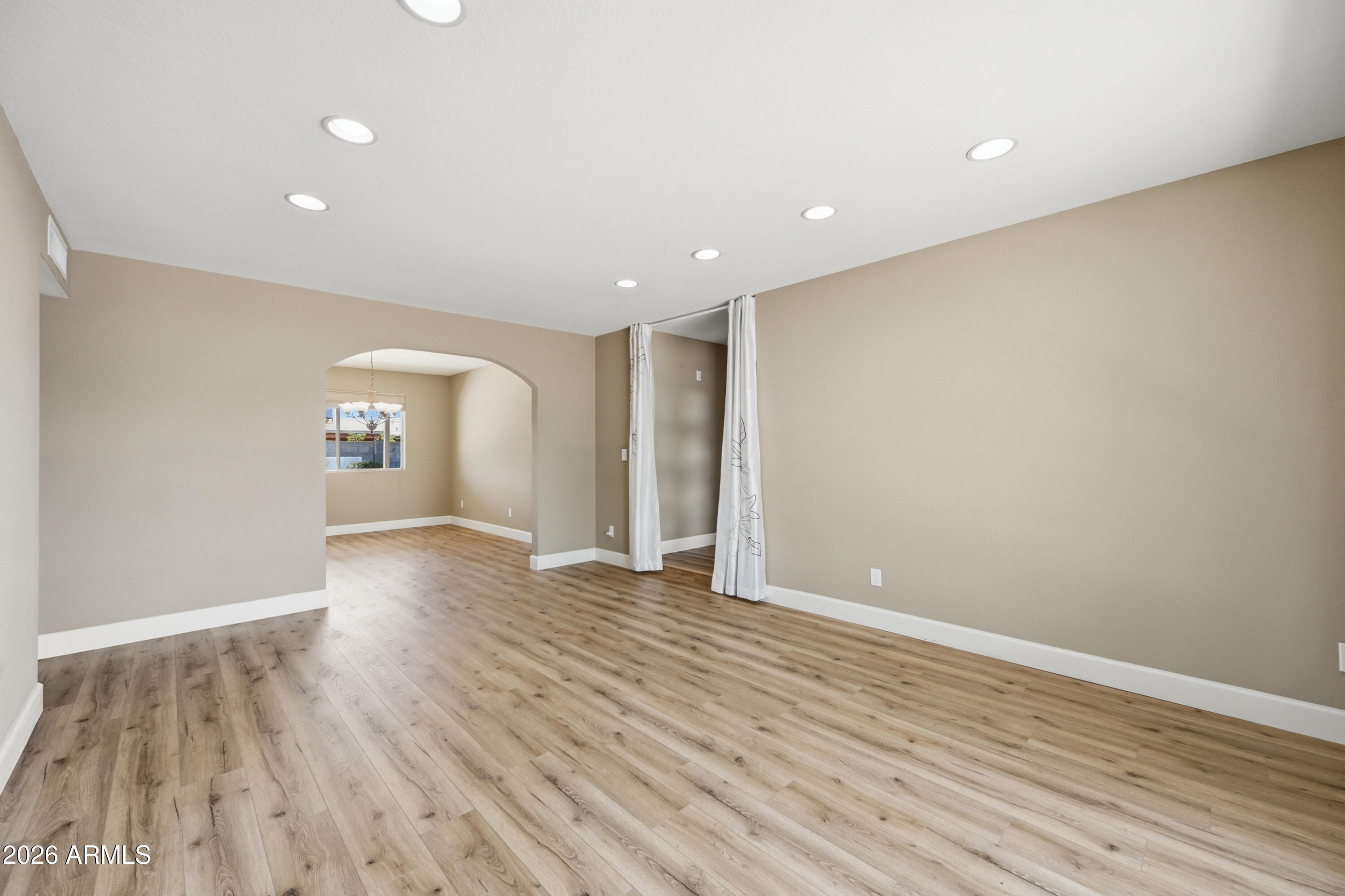 4949 E Shaw Butte Drive
