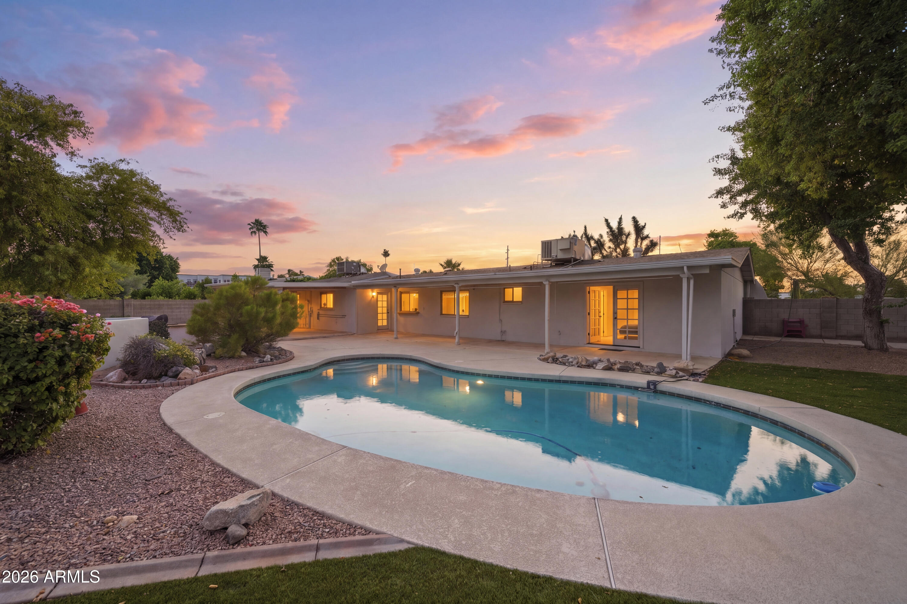 4949 E Shaw Butte Drive