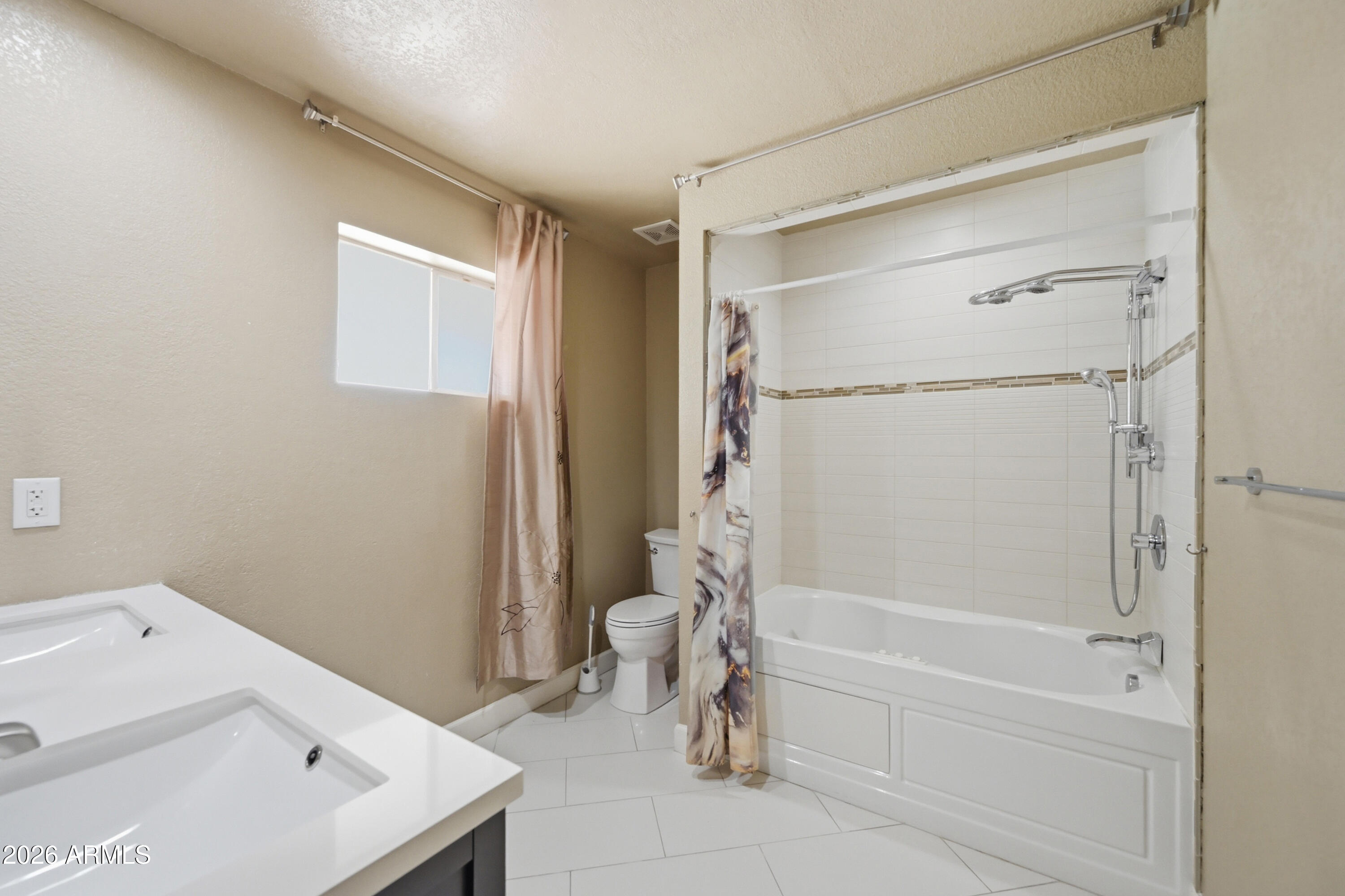 4949 E Shaw Butte Drive