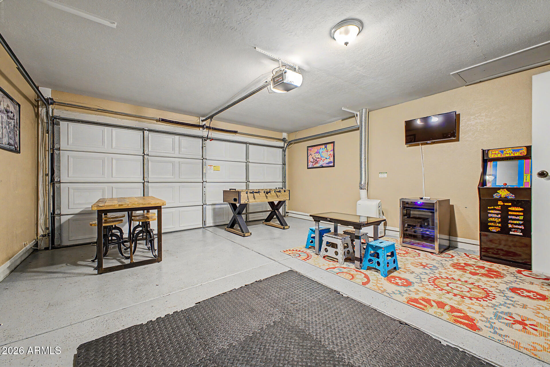 3141 E GABLE Circle