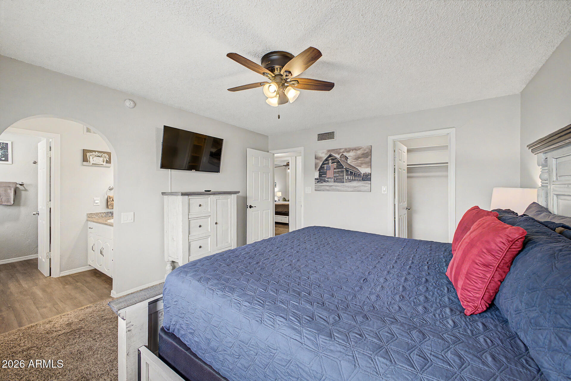 3141 E GABLE Circle