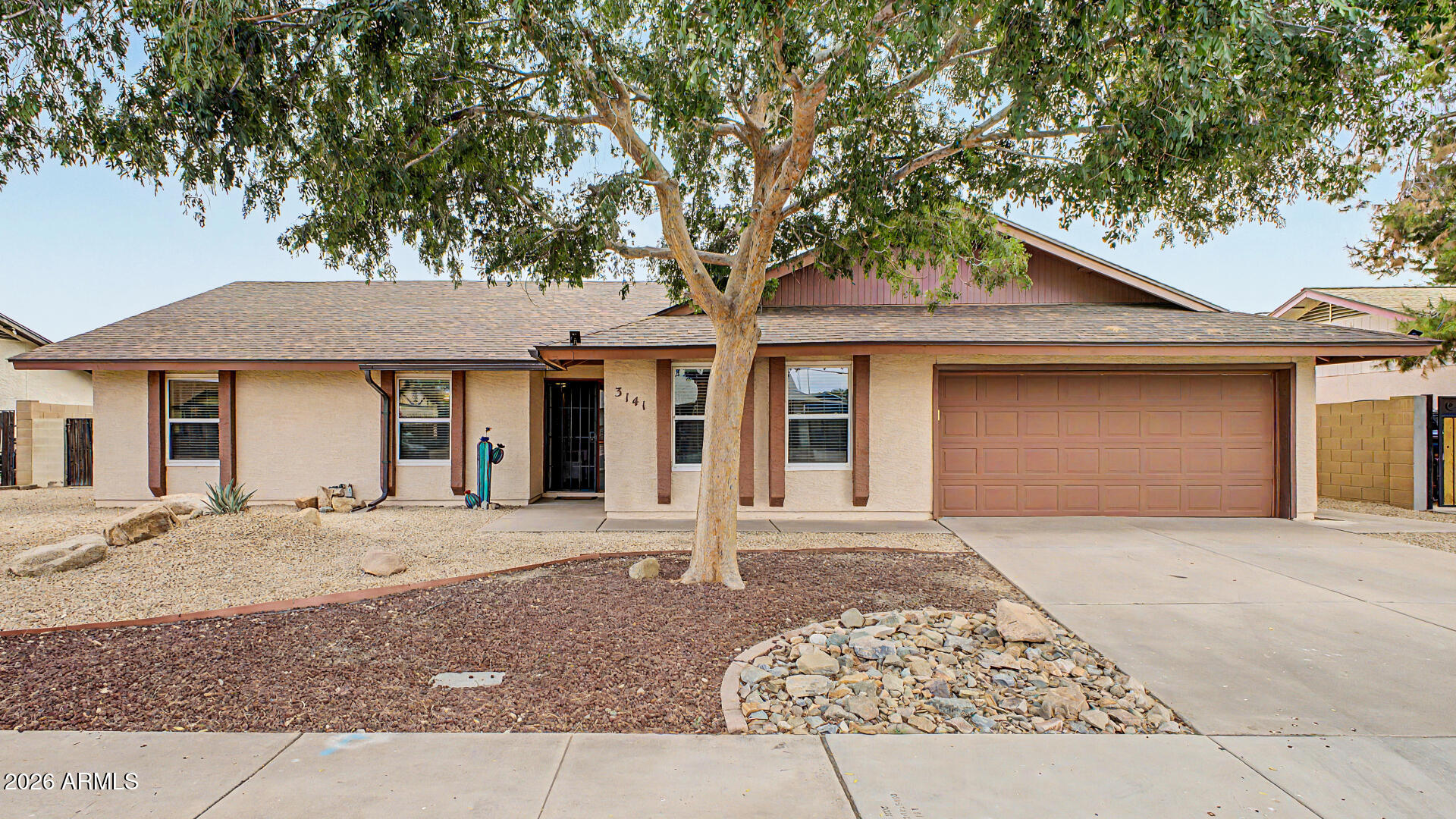 3141 E GABLE Circle