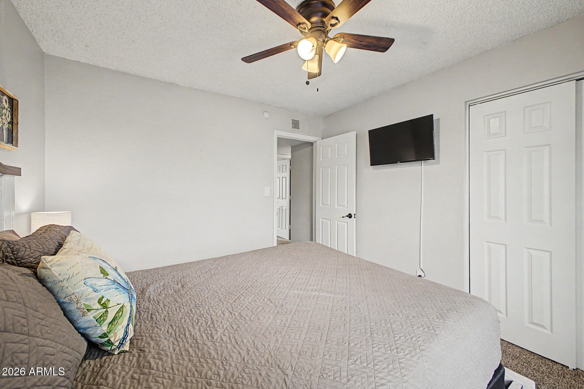 3141 E GABLE Circle