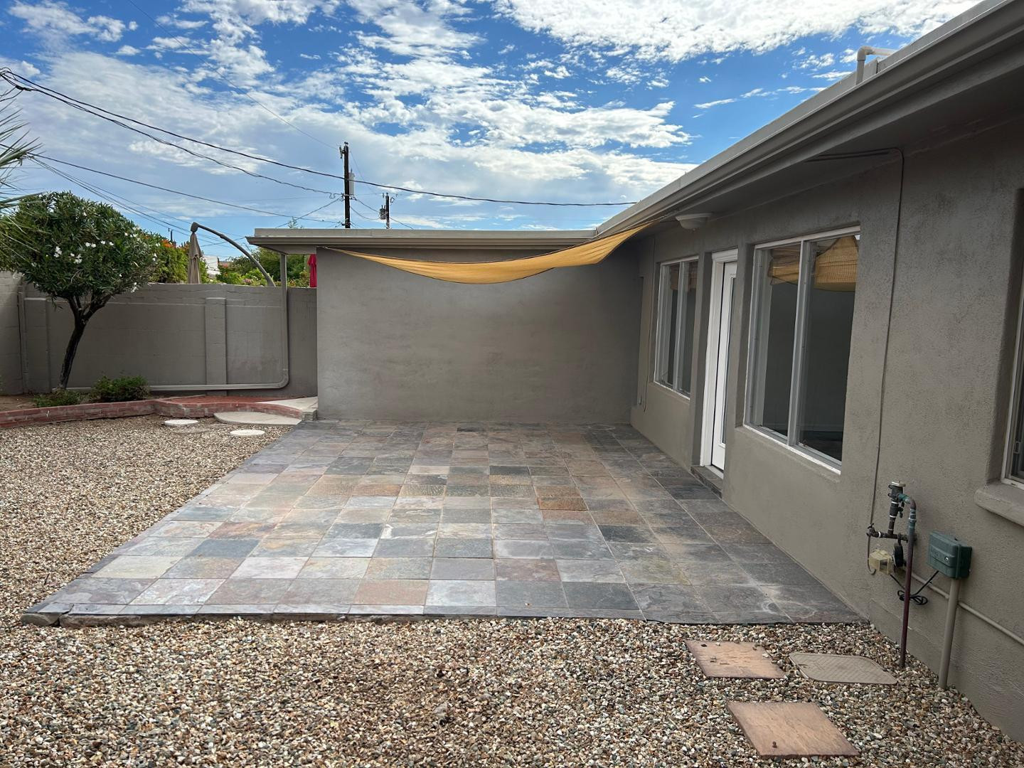 7718 E Meadowbrook