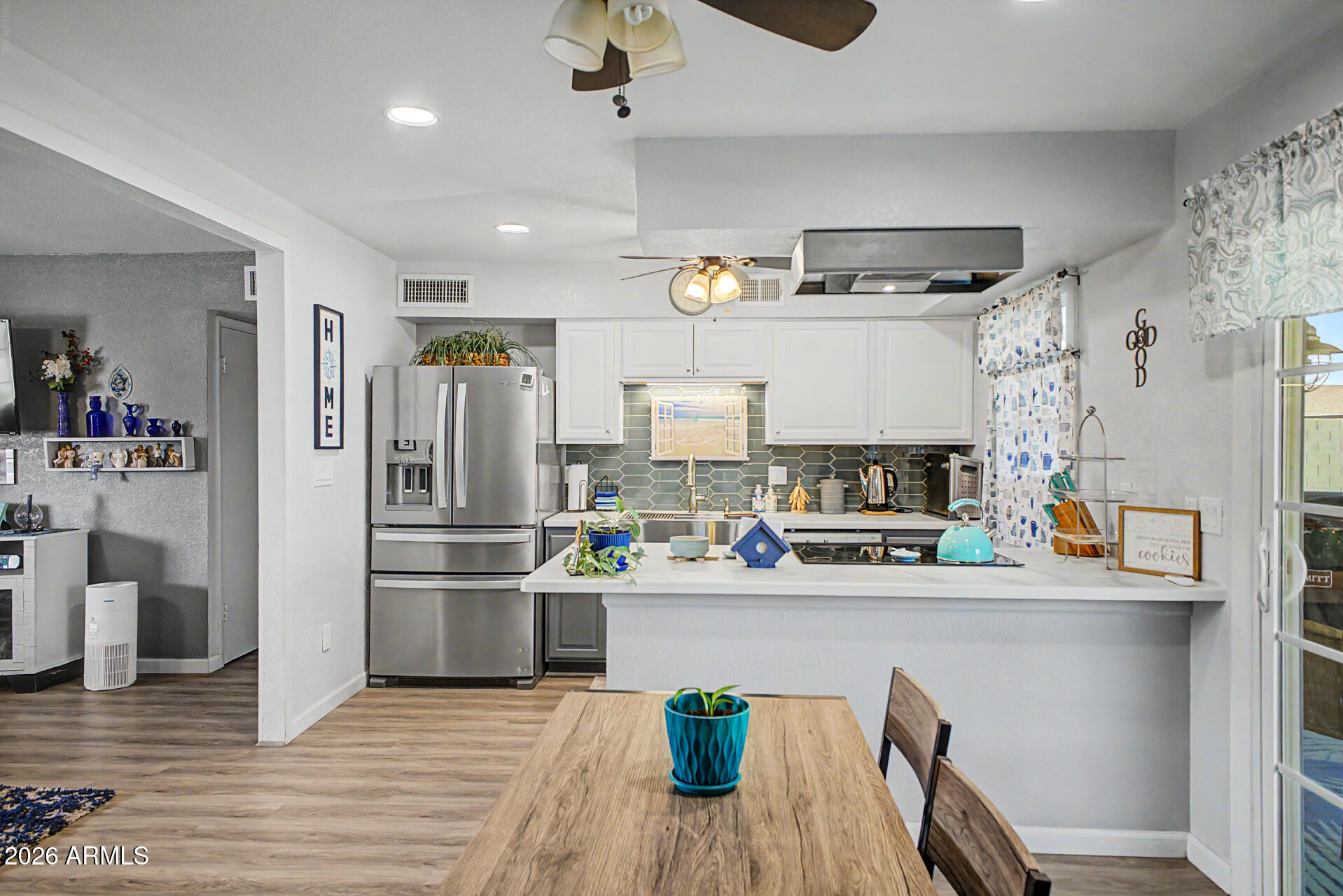 11409 N 57TH Drive