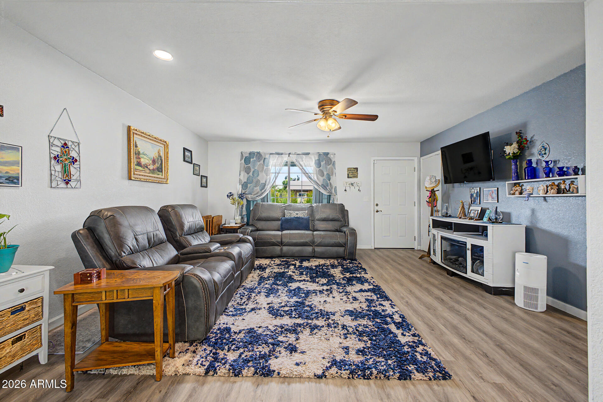 11409 N 57TH Drive