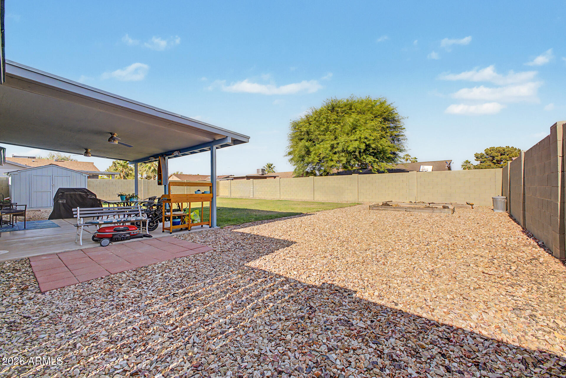 11409 N 57TH Drive
