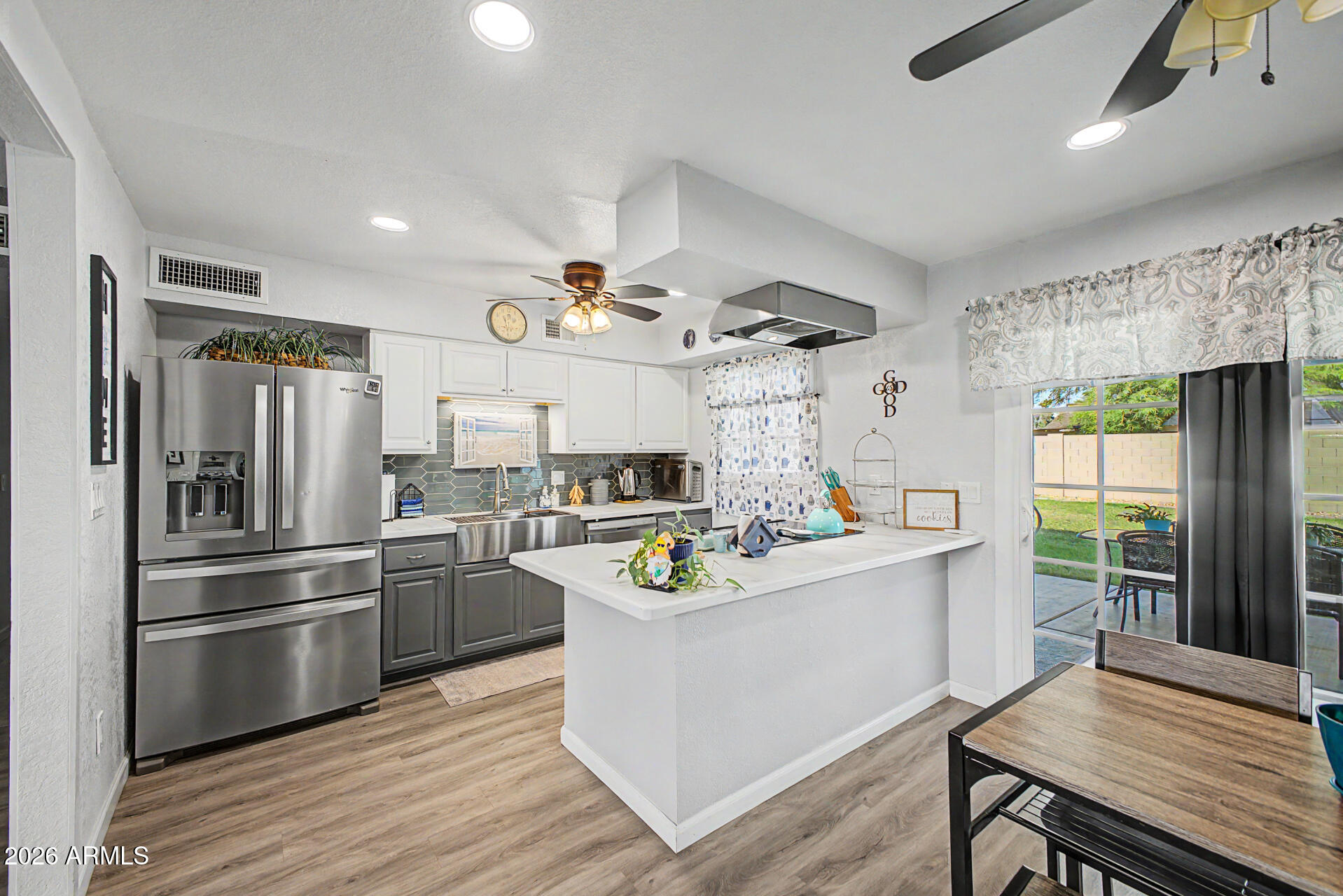 11409 N 57TH Drive