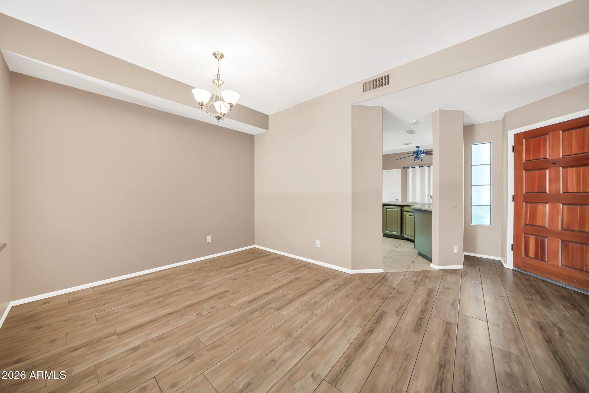 10019 E MOUNTAIN VIEW Road 1103
