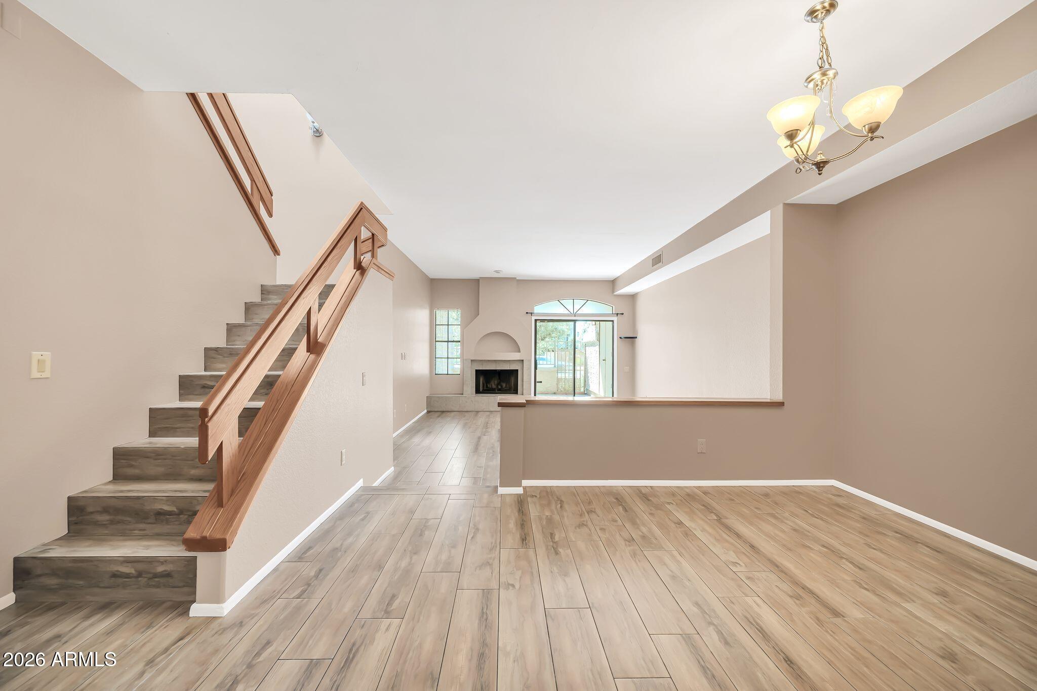 10019 E MOUNTAIN VIEW Road 1103