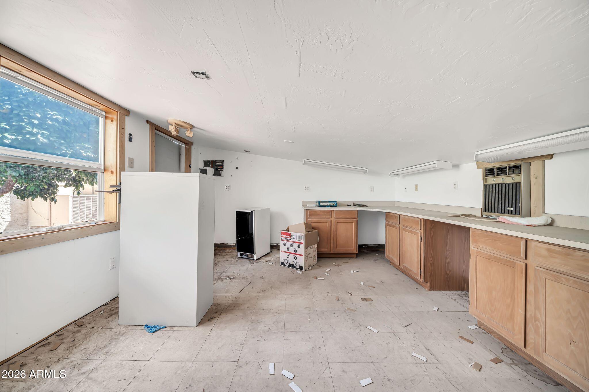 8337 N 85TH Street