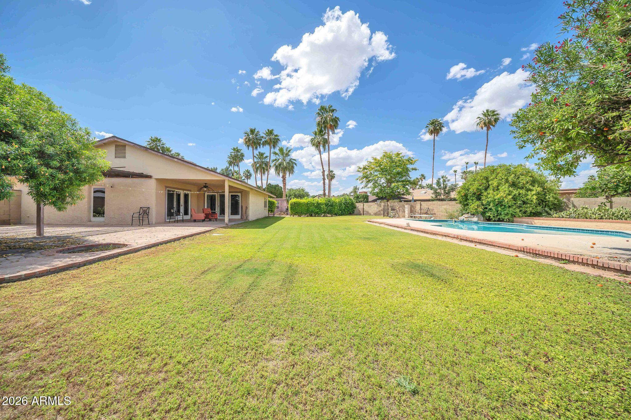 8337 N 85TH Street