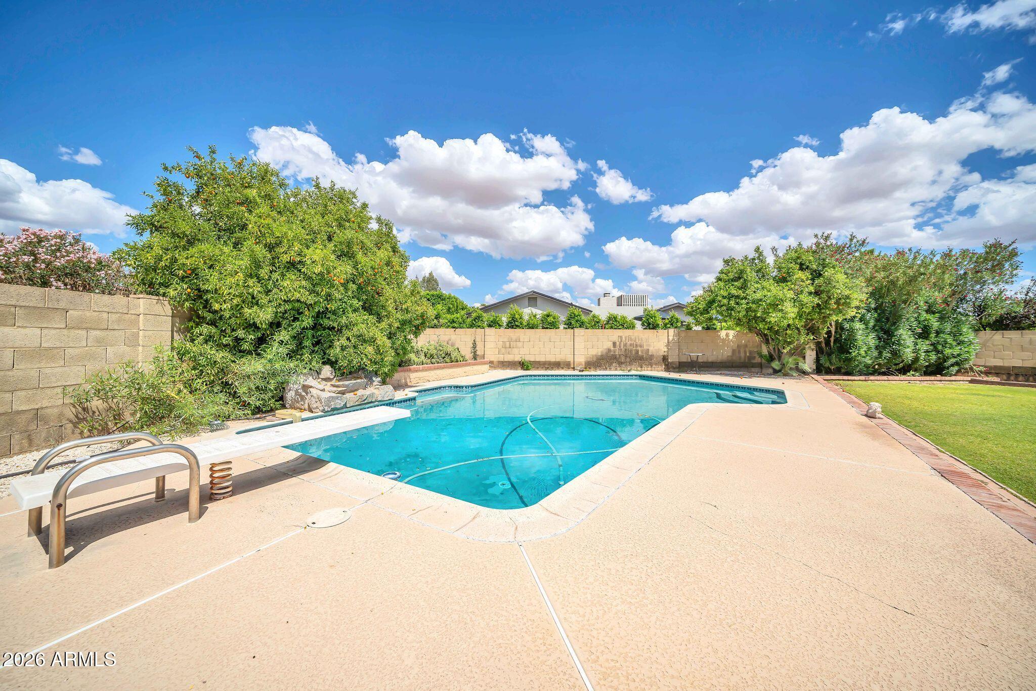 8337 N 85TH Street