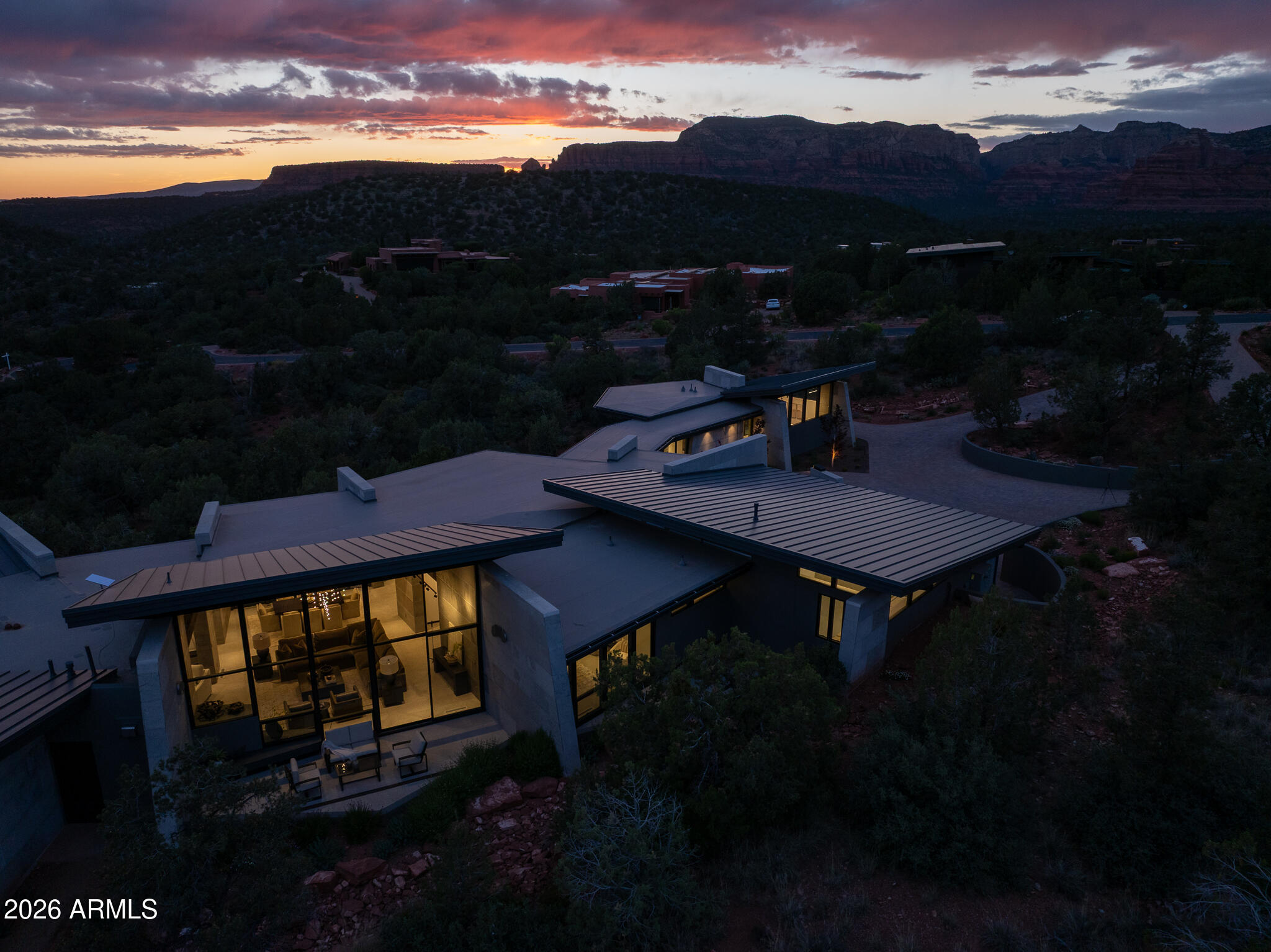 10 TOURMALINE Drive