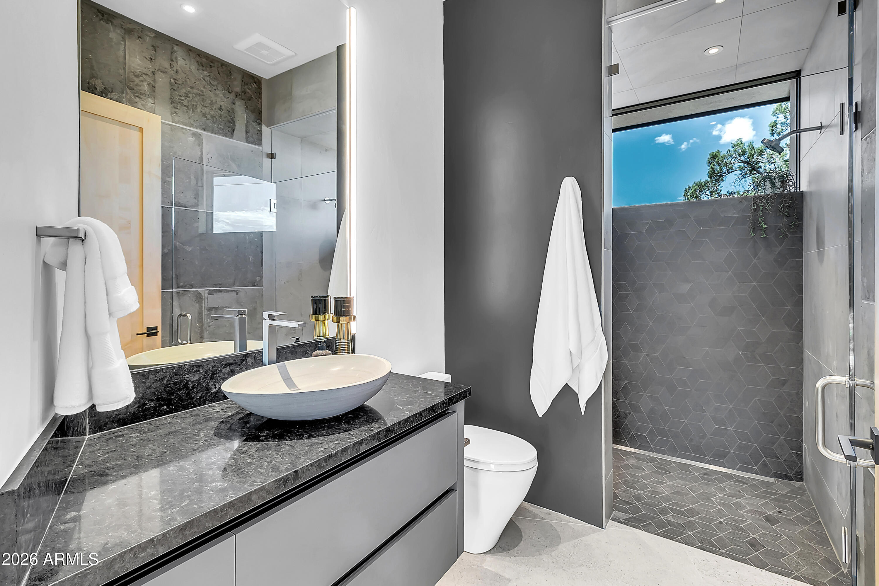 10 TOURMALINE Drive