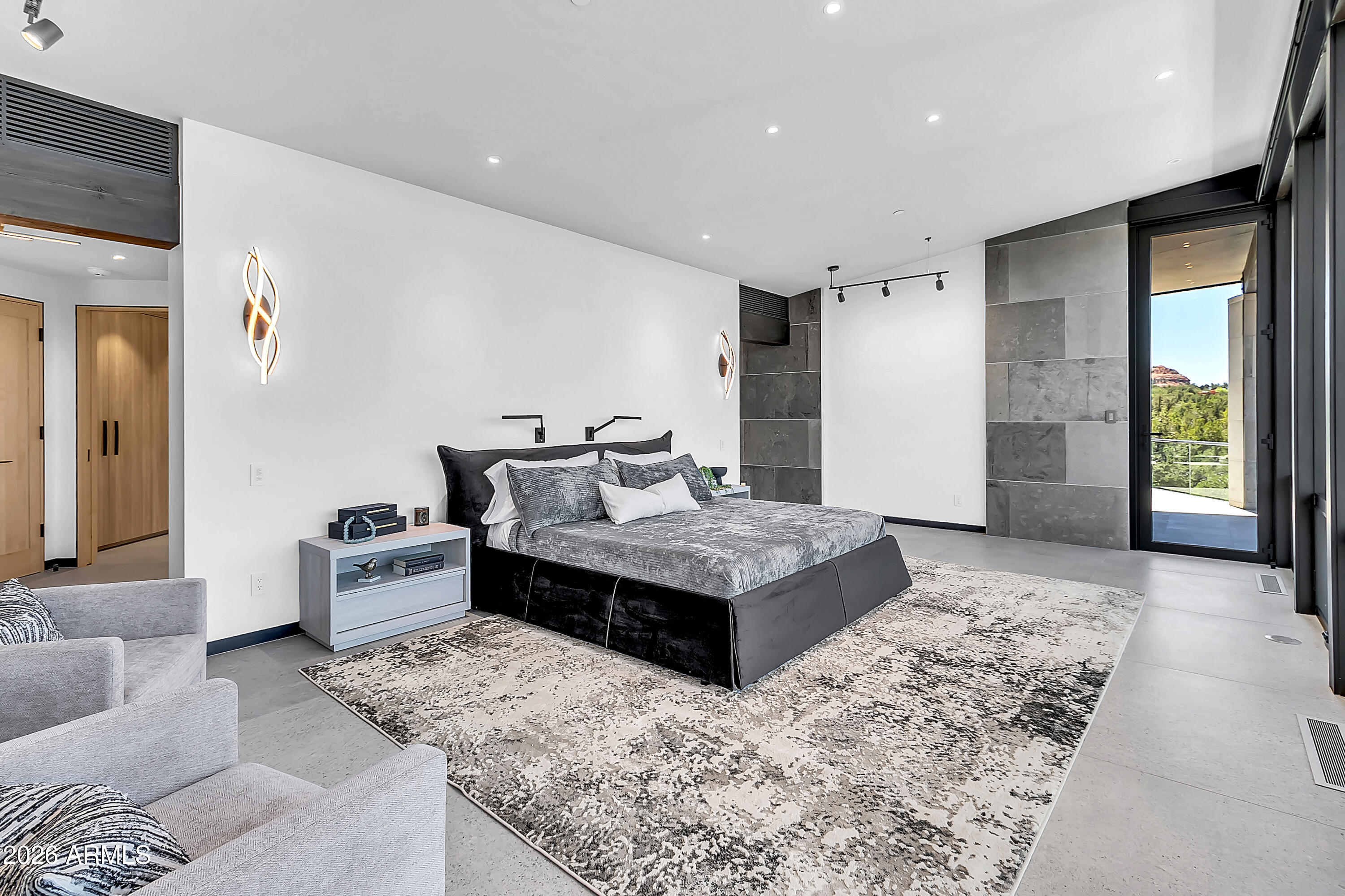 10 TOURMALINE Drive