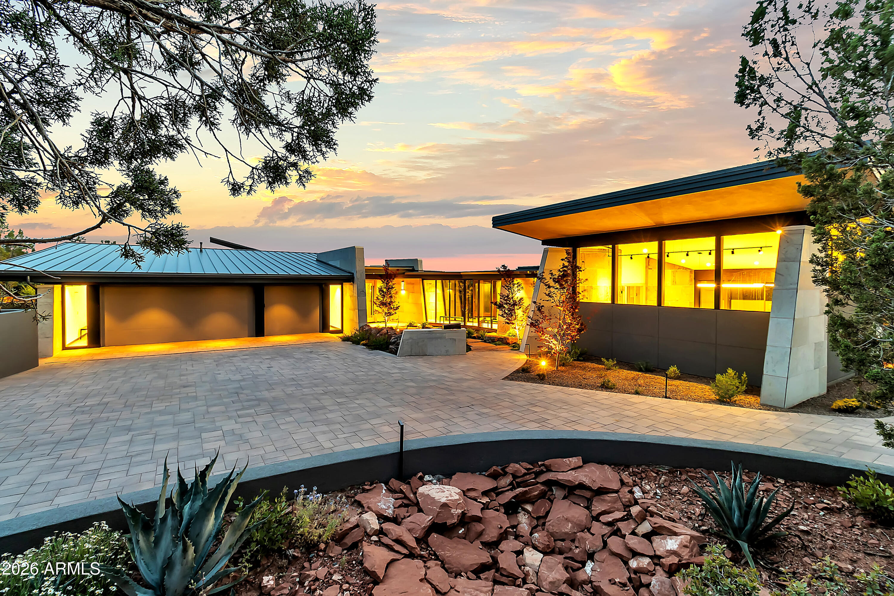 10 TOURMALINE Drive