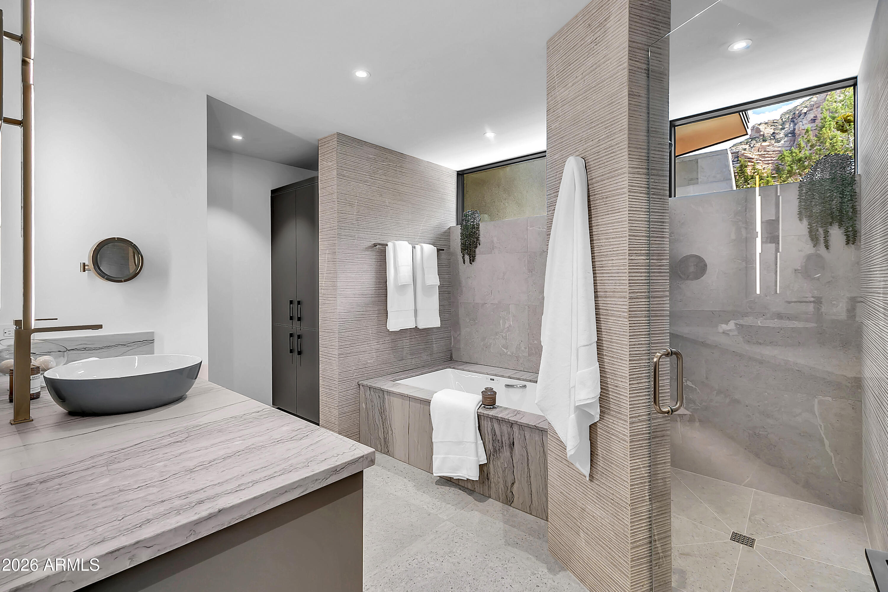 10 TOURMALINE Drive