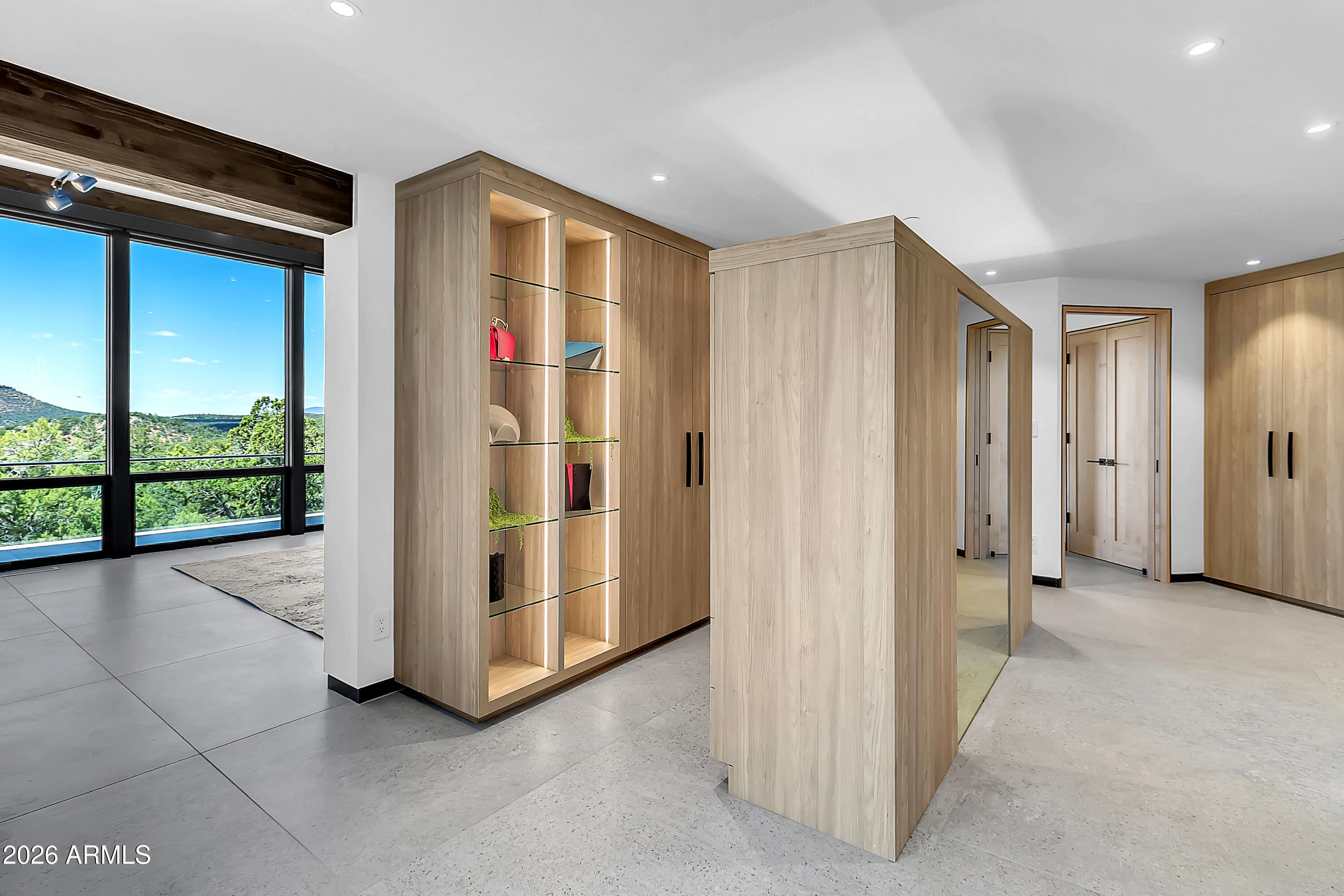 10 TOURMALINE Drive