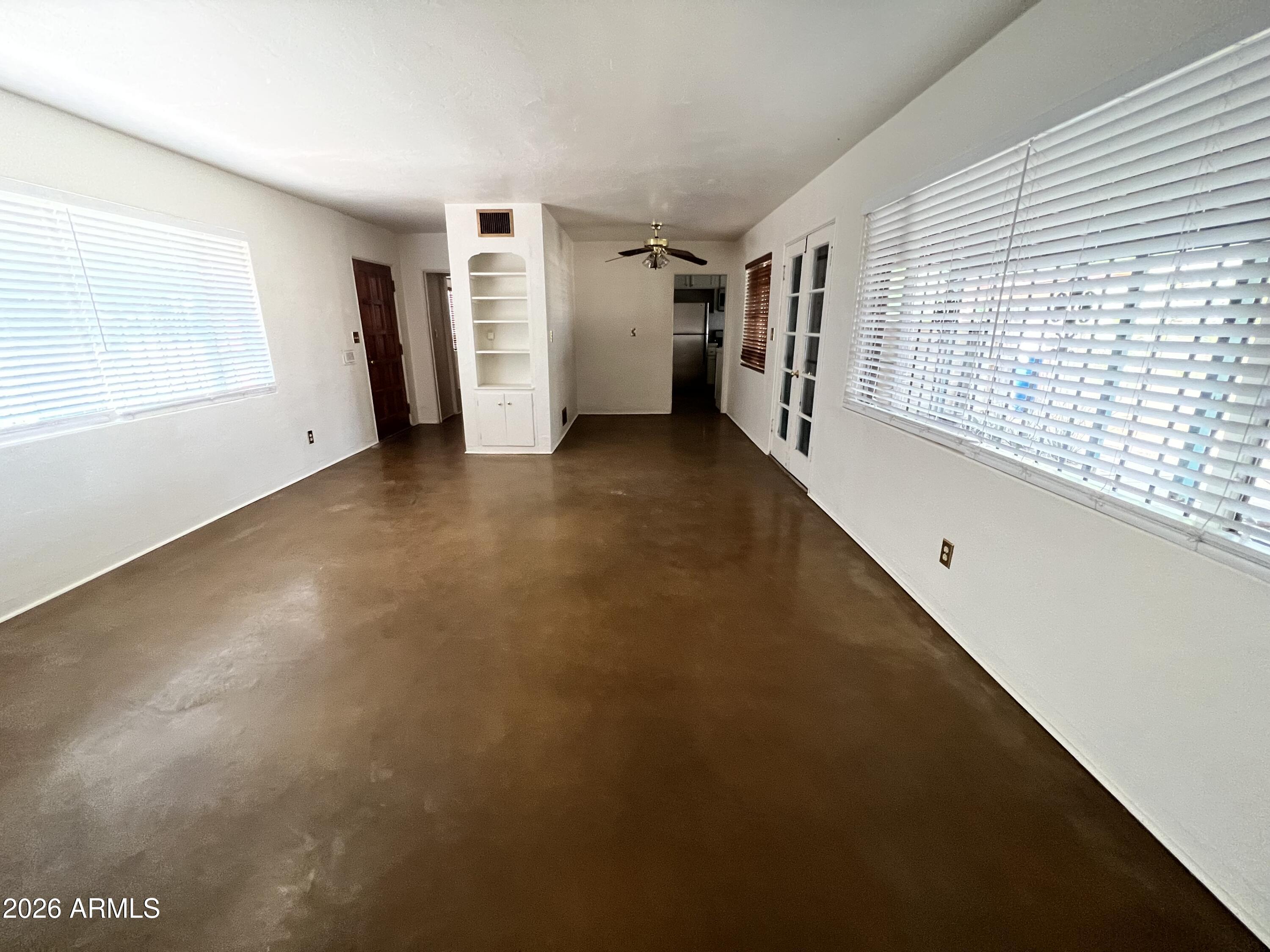 117 N SAWTELLE Avenue