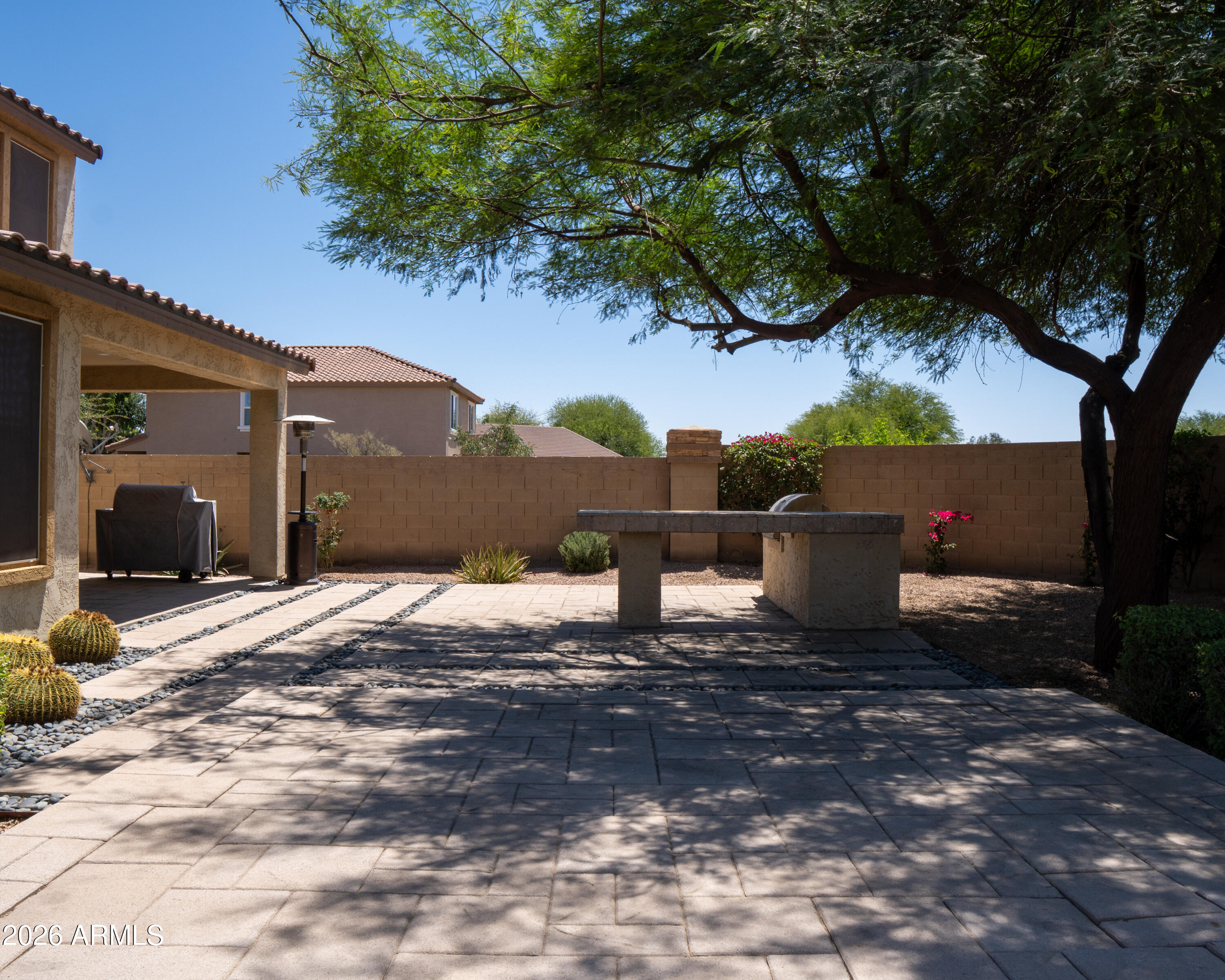 1127 W ANGUS Road
