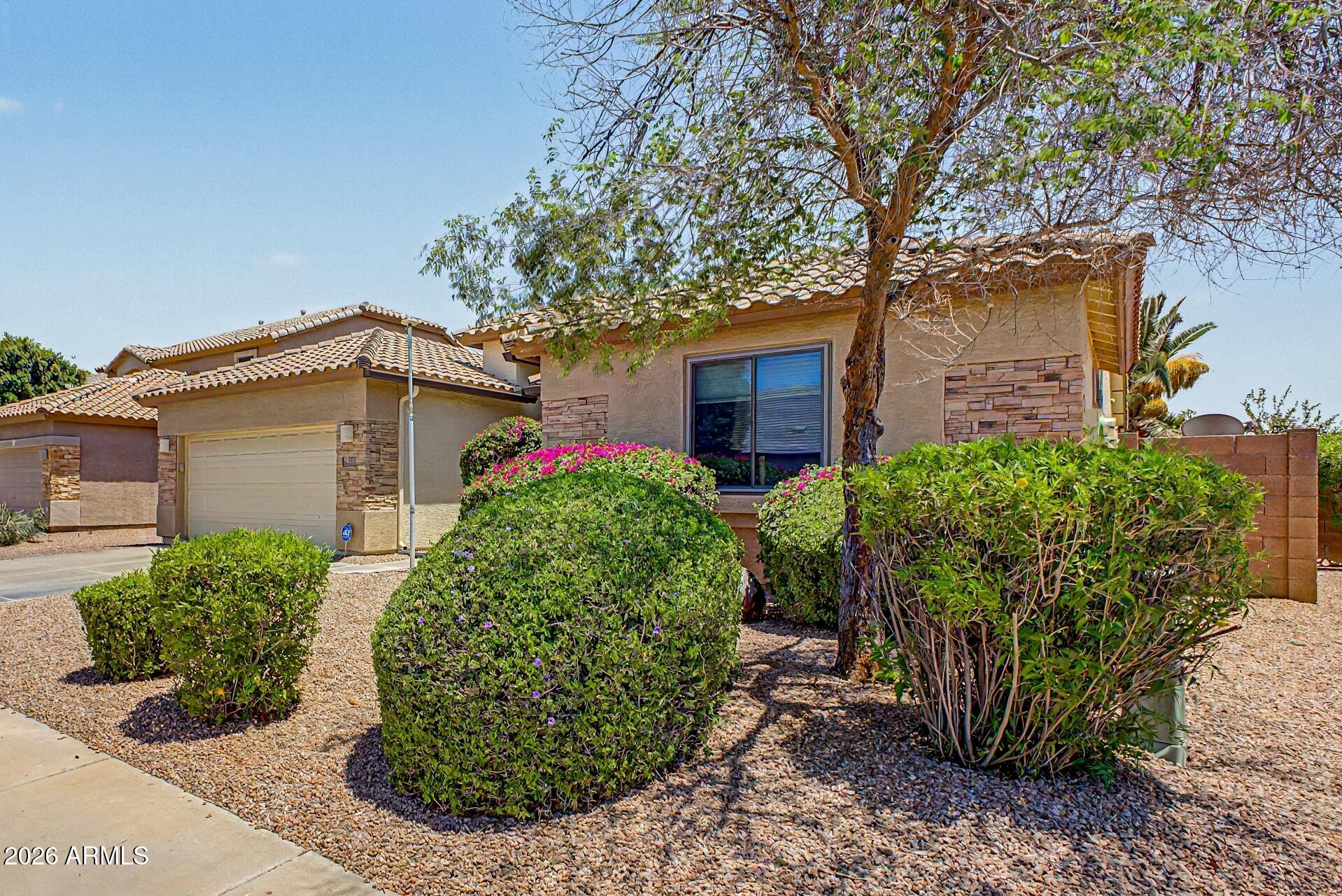 21 N 119TH Avenue