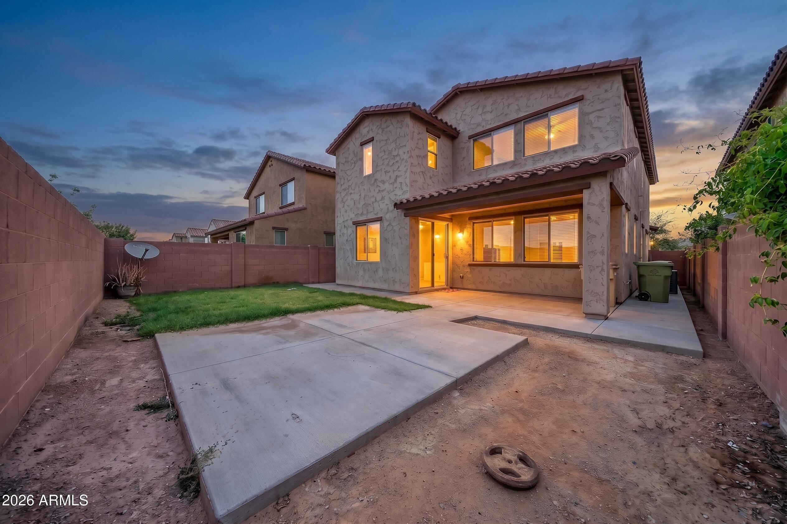 6808 N 88TH Lane