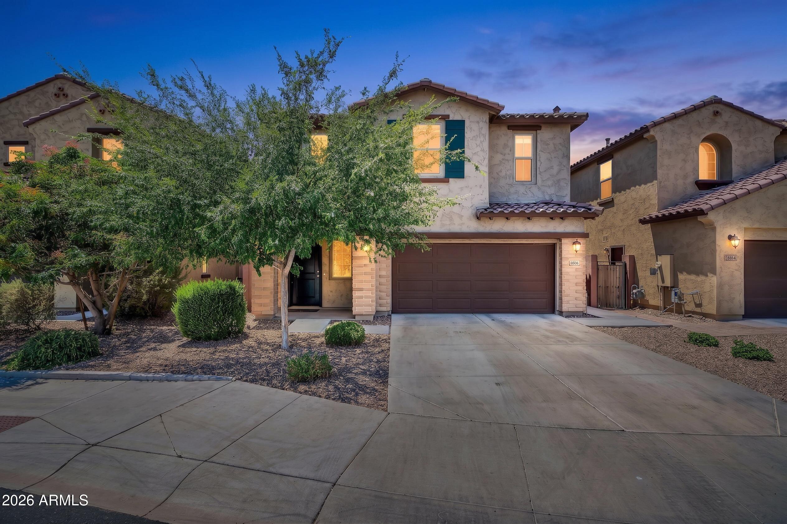 6808 N 88TH Lane