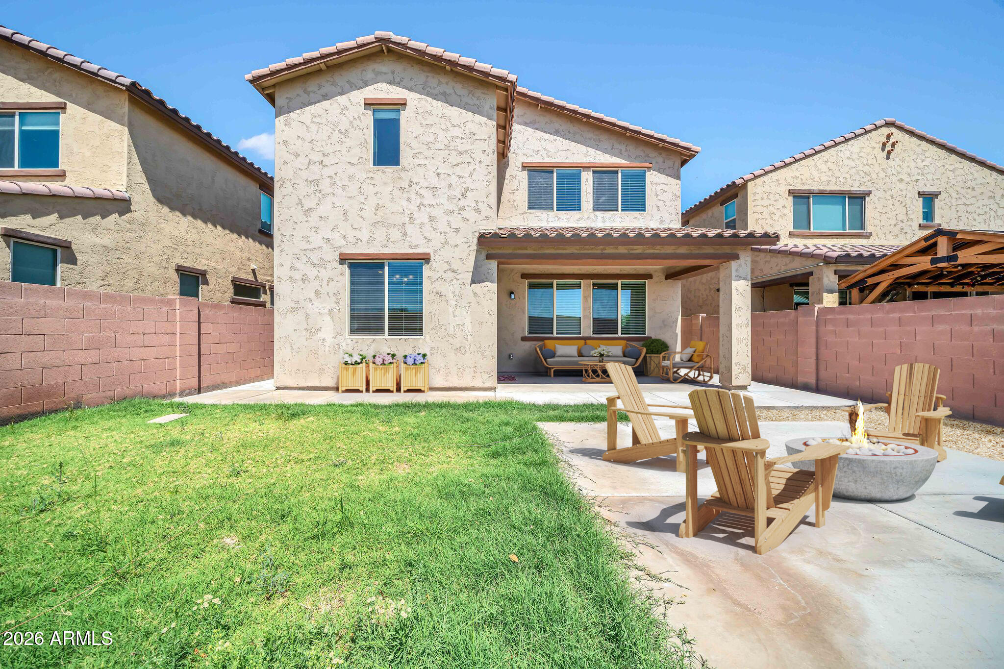 6808 N 88TH Lane