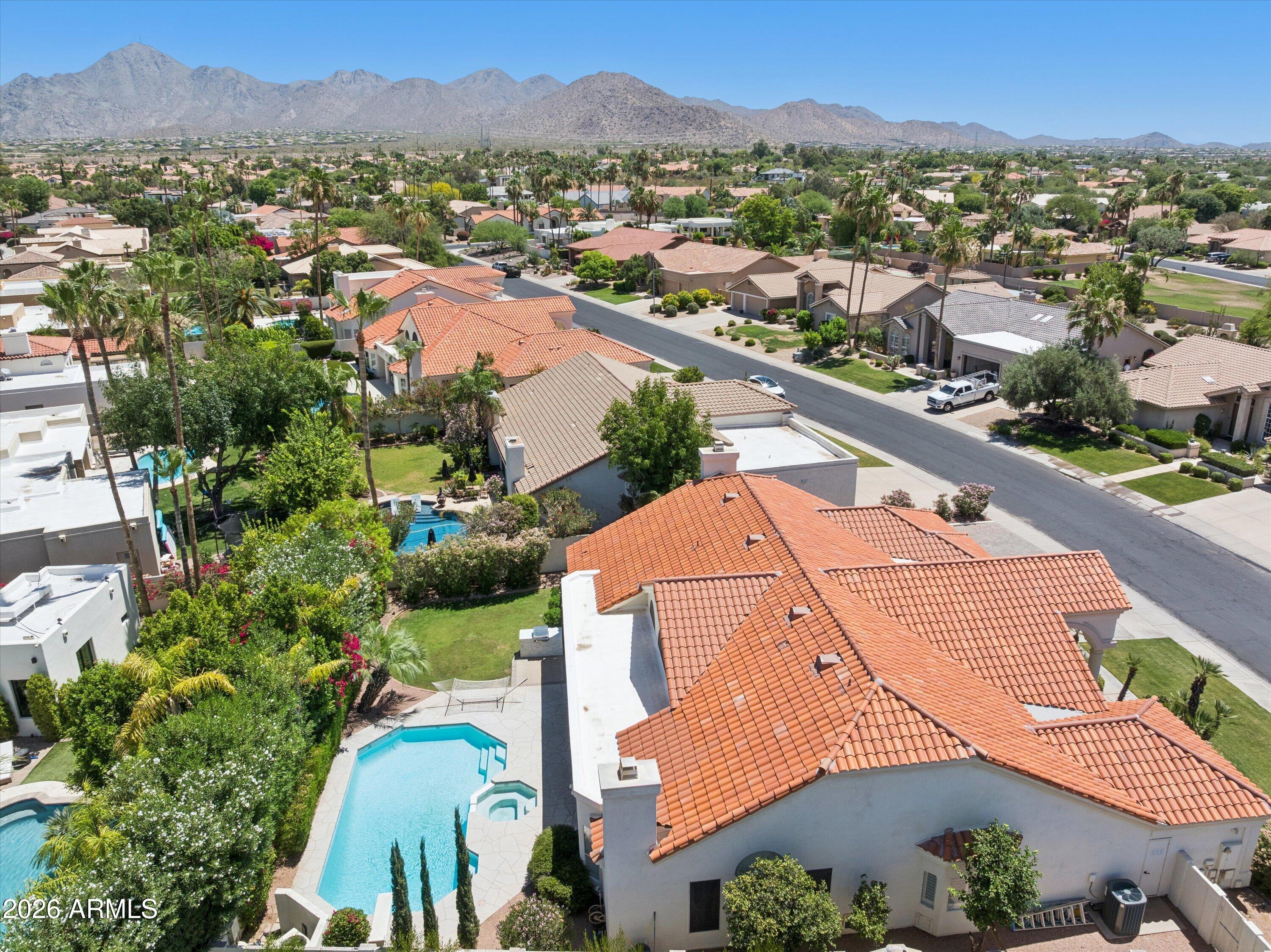 10038 E CORRINE Drive