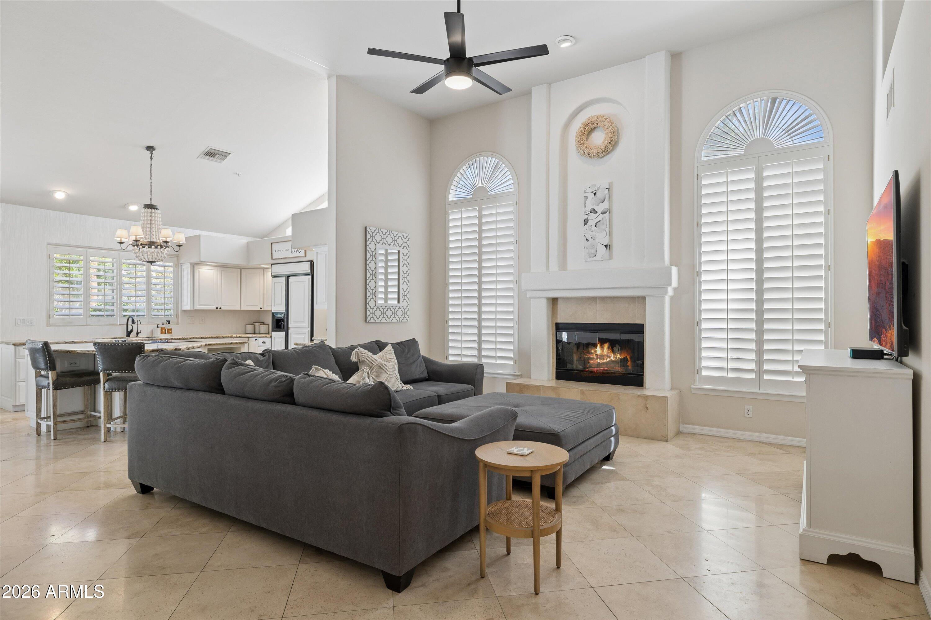 10038 E CORRINE Drive