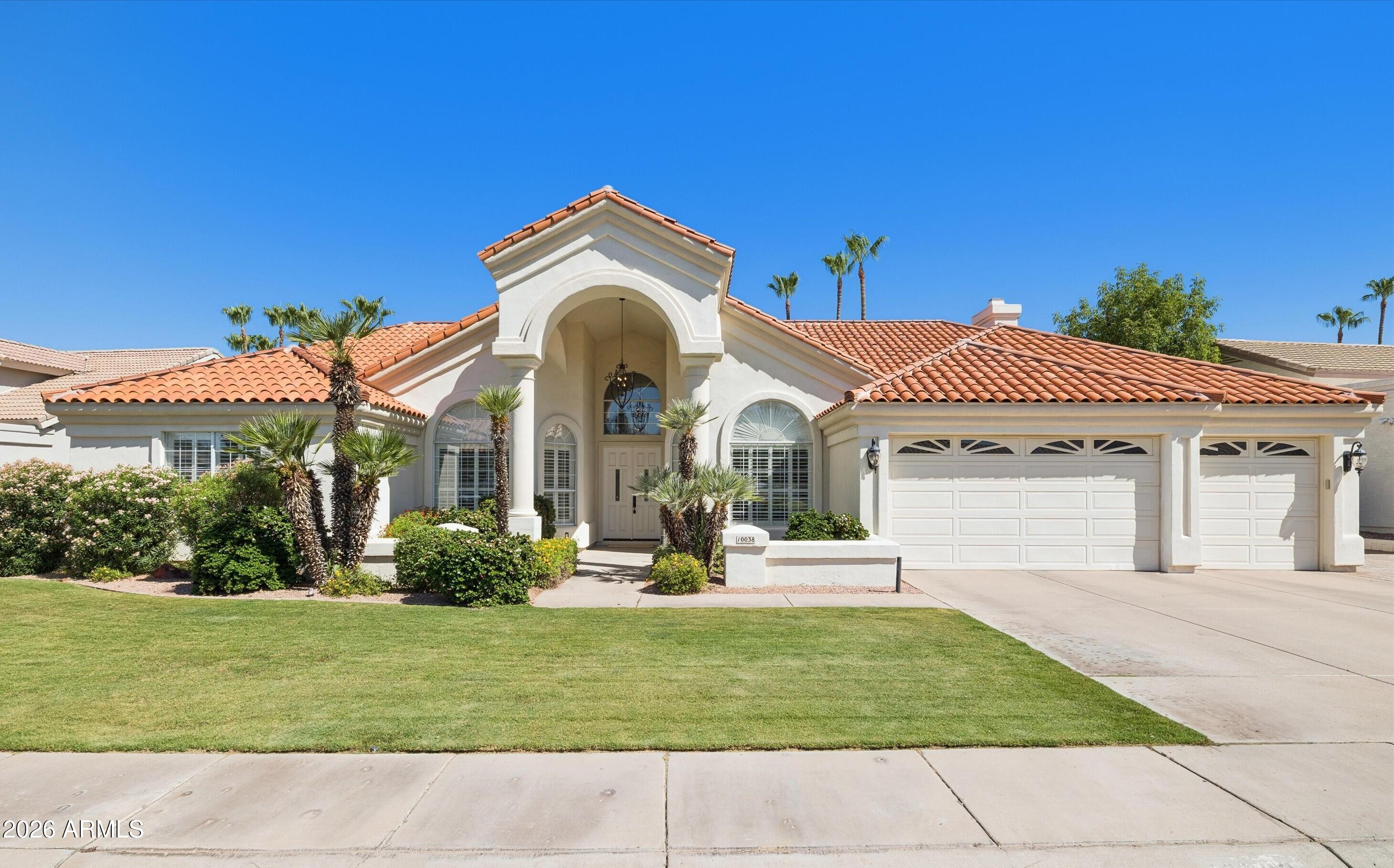 10038 E CORRINE Drive