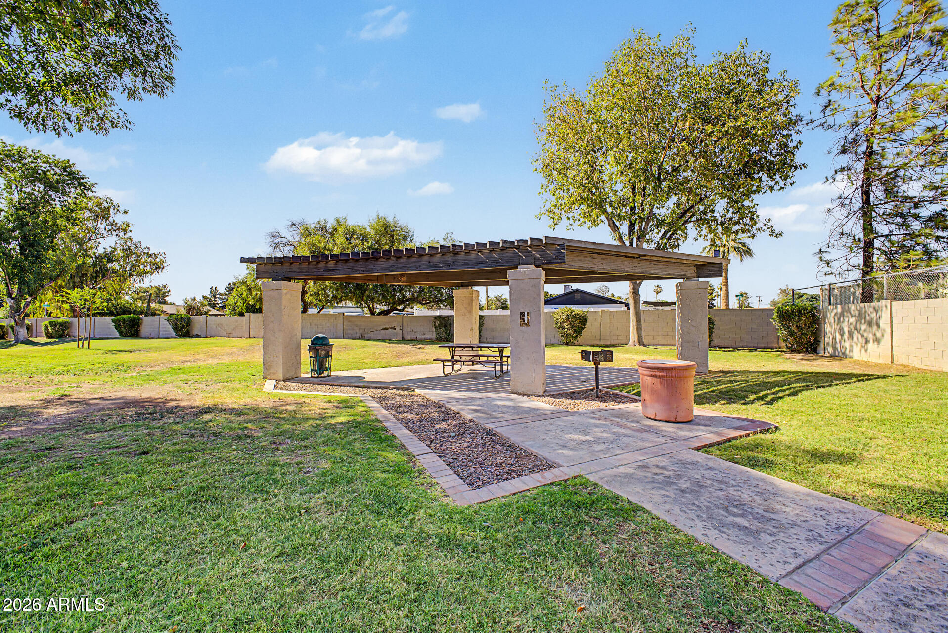 520 N STAPLEY Drive 186