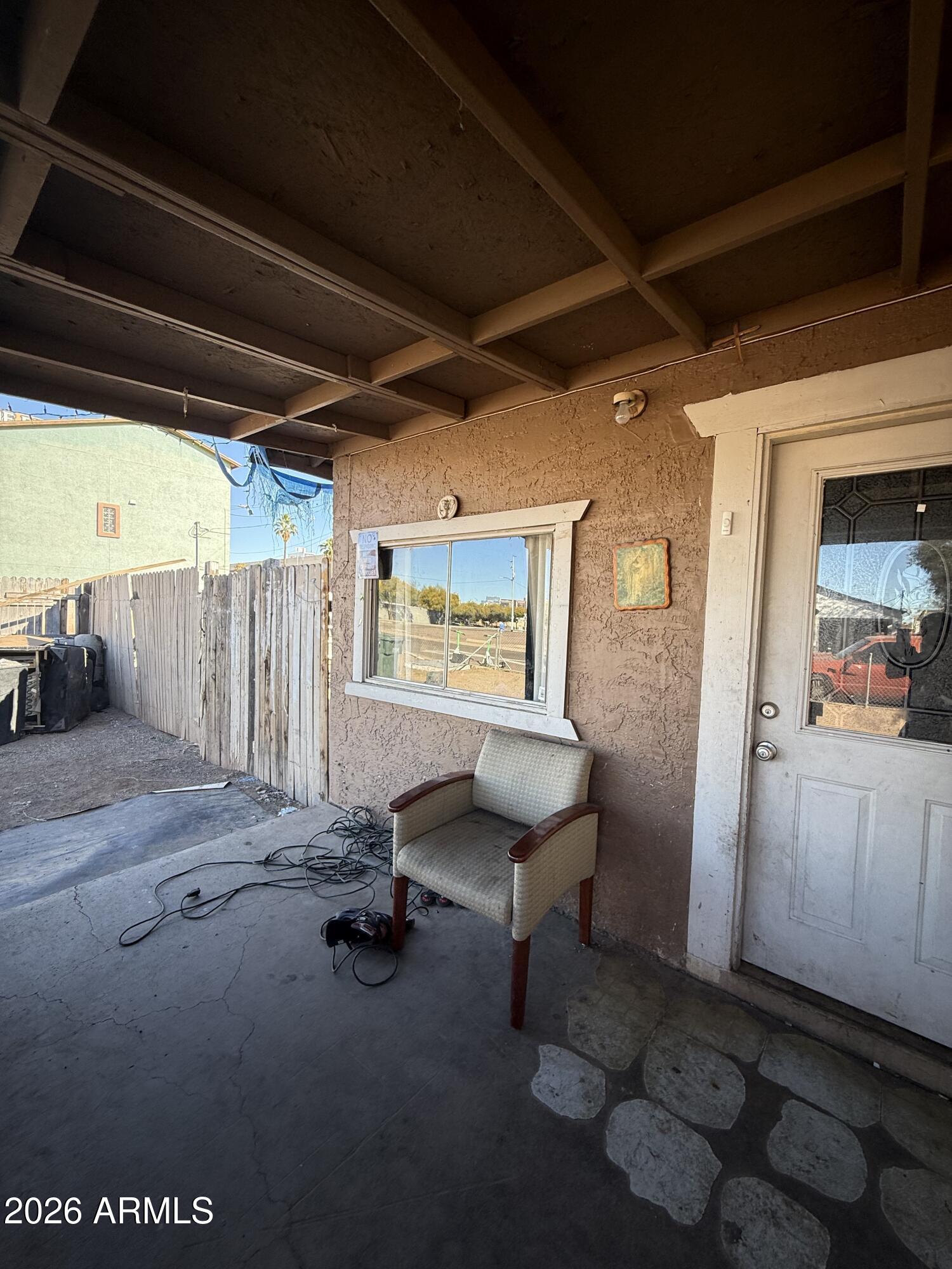 1109 W APACHE Street