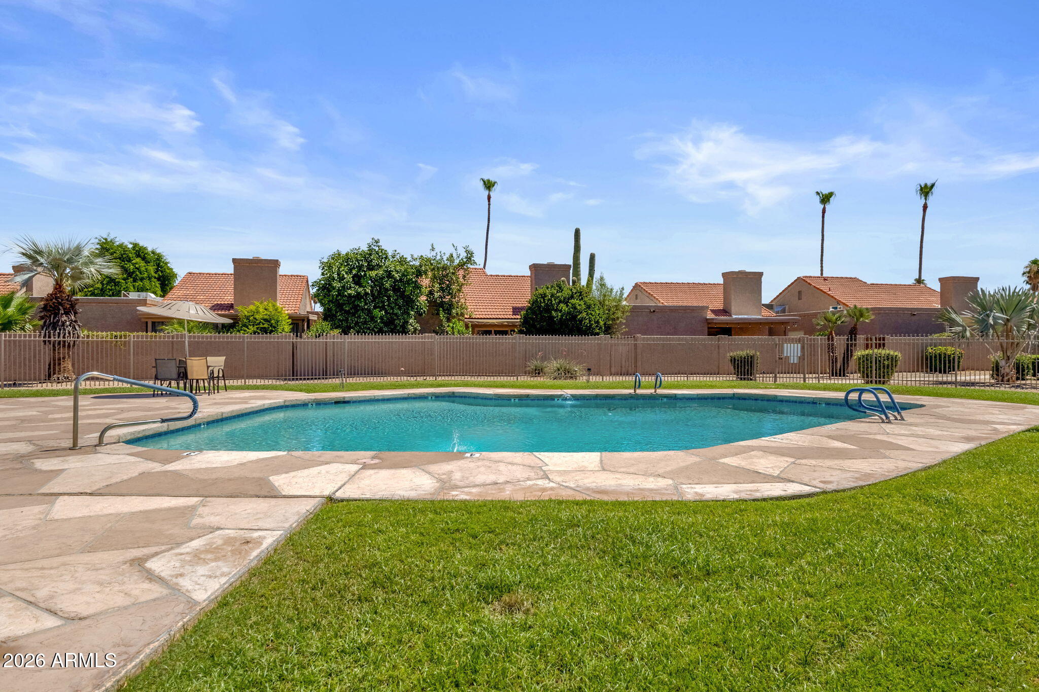 4118 E LARKSPUR Drive