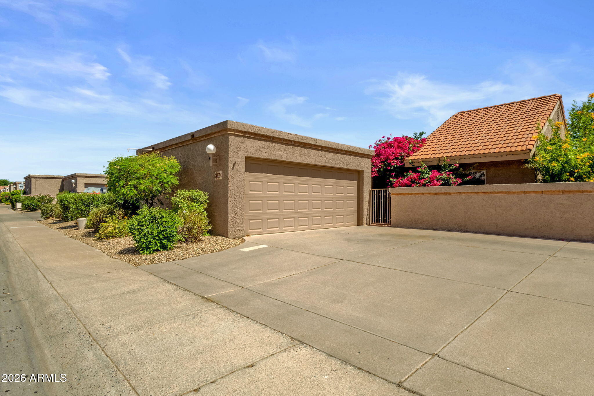4118 E LARKSPUR Drive