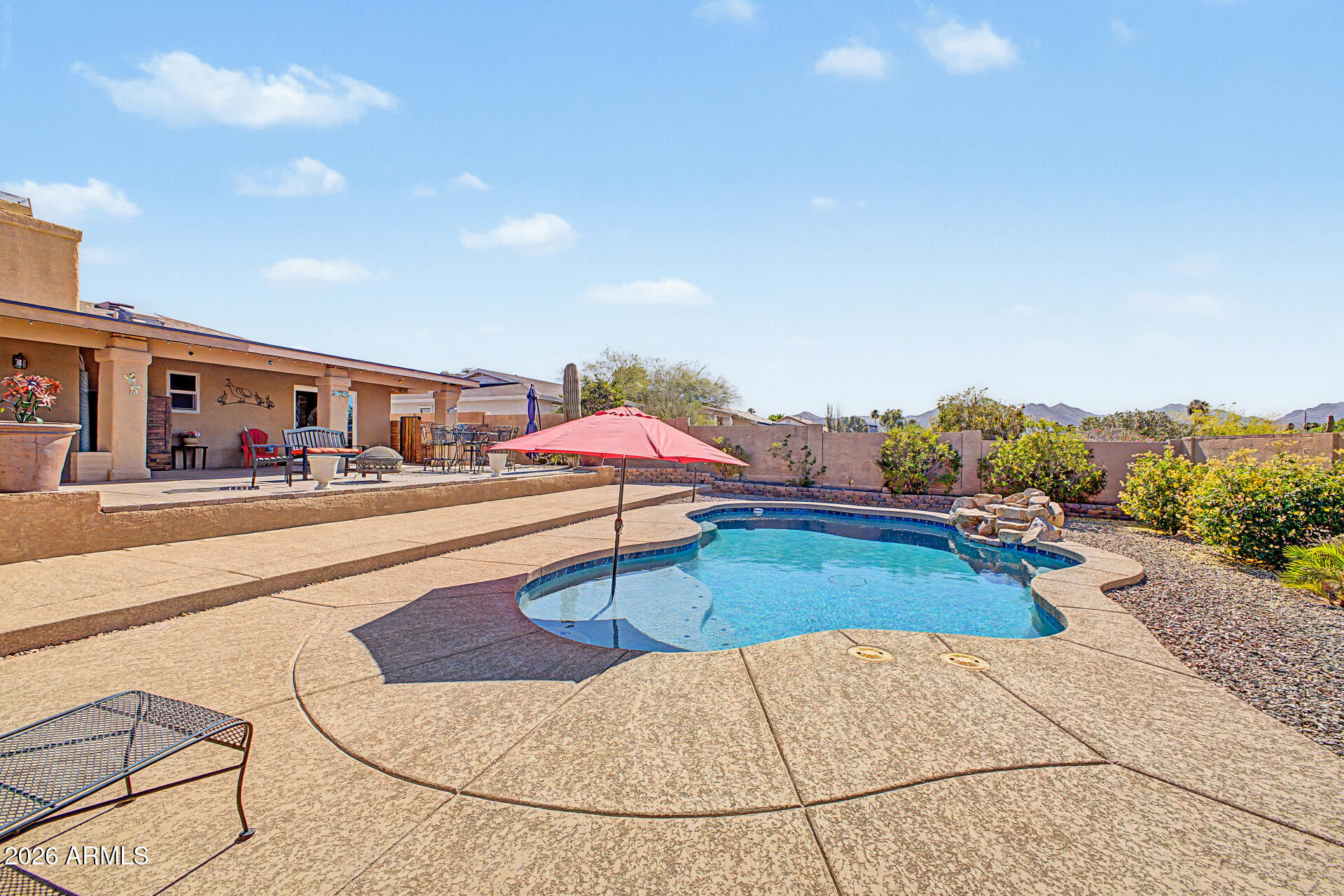 17412 E GRANDE Boulevard