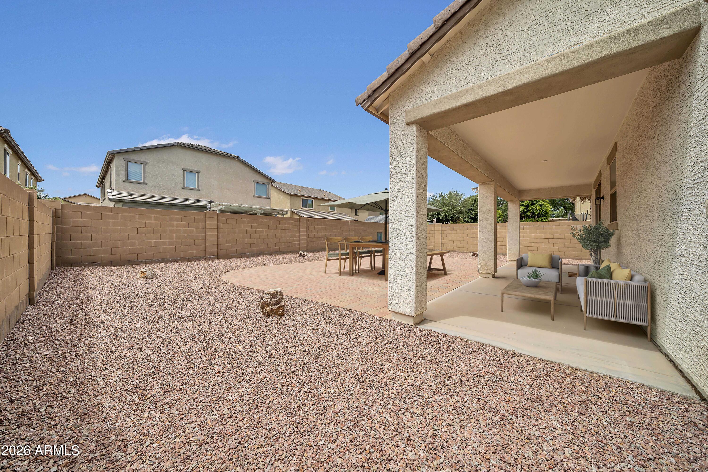 15623 W POINSETTIA Drive