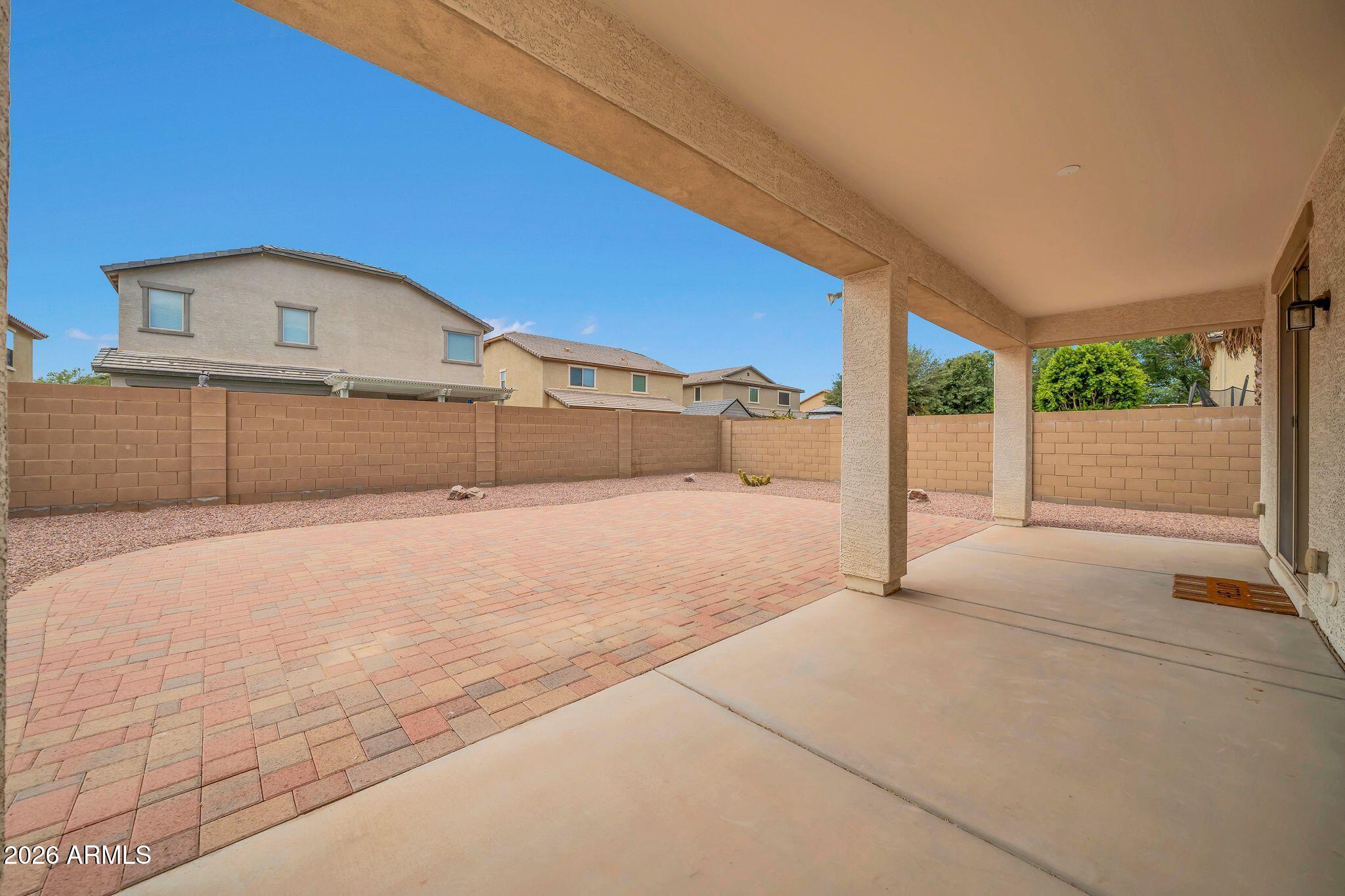 15623 W POINSETTIA Drive
