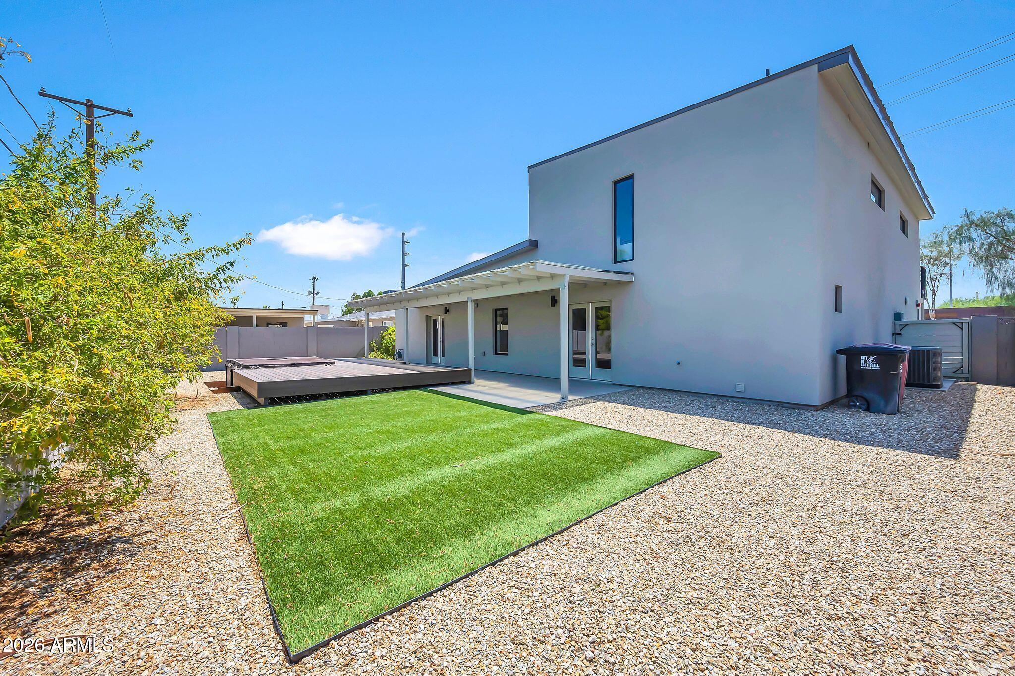 2325 N 64TH Street