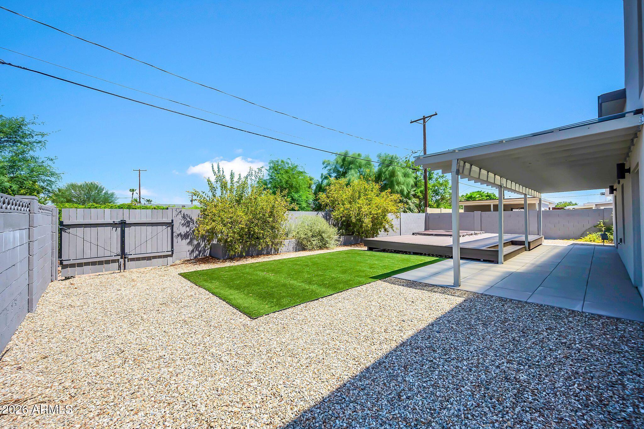 2325 N 64TH Street