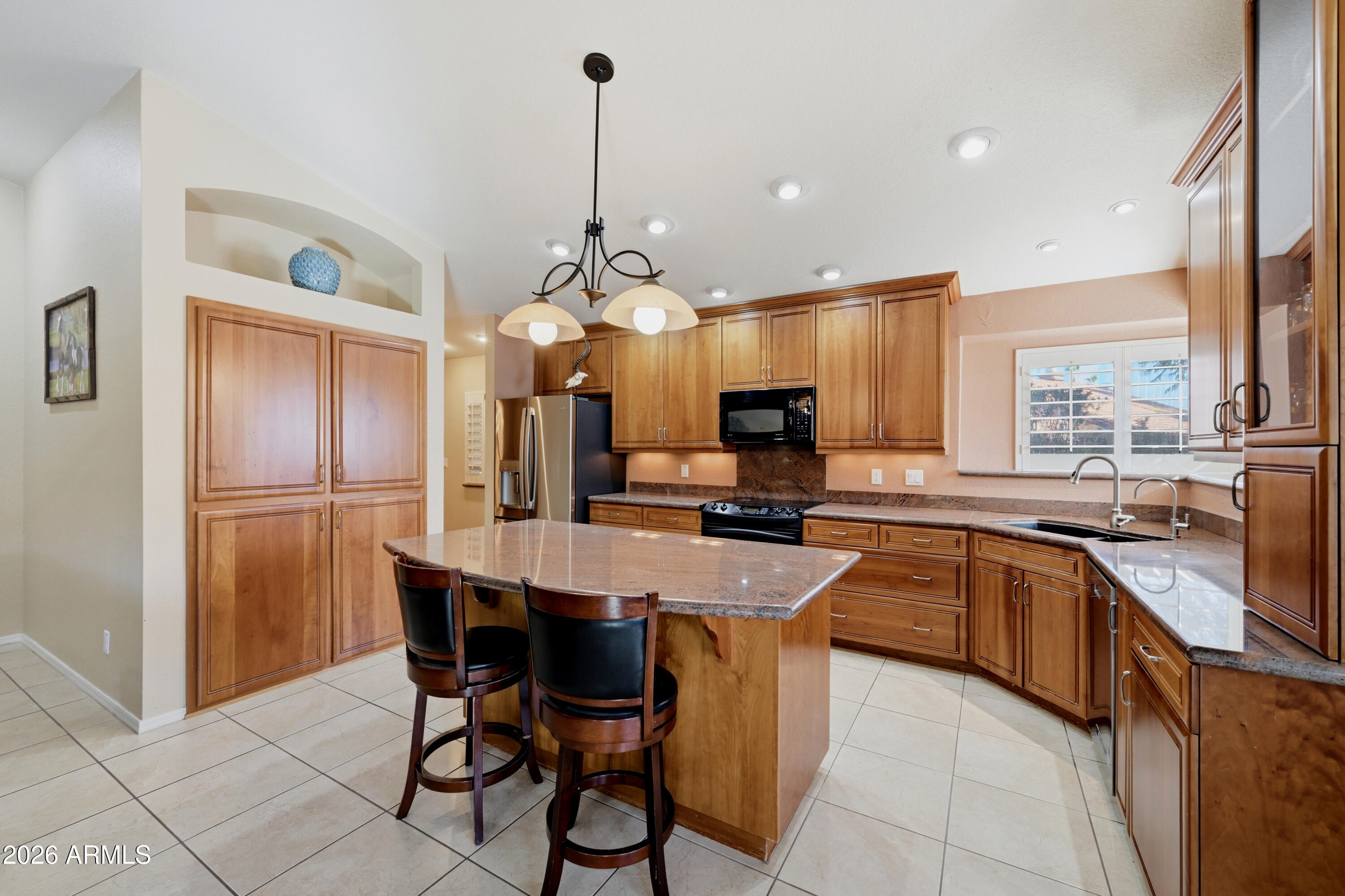 6065 E Kathleen Road