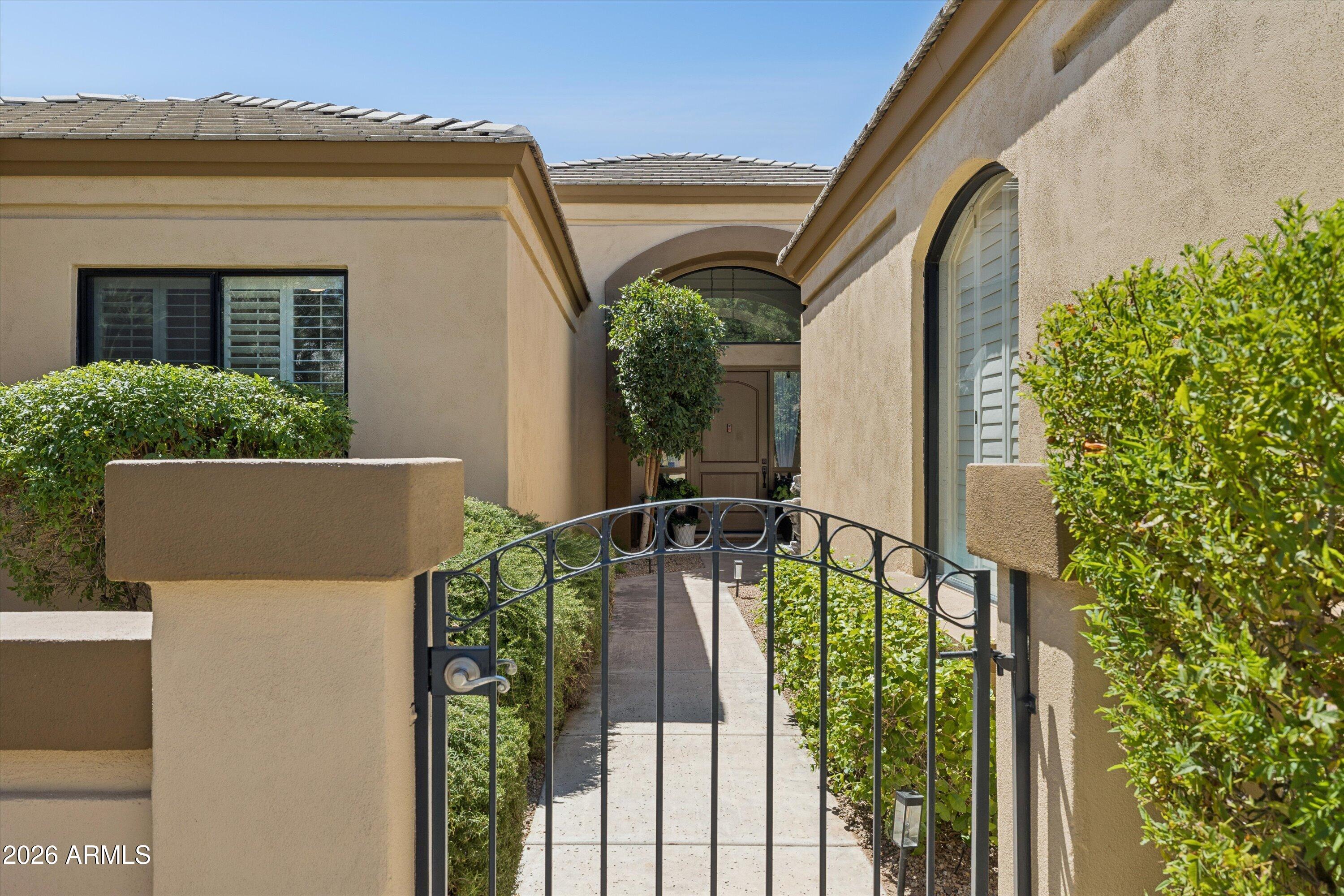 7323 E GAINEY RANCH Road 18